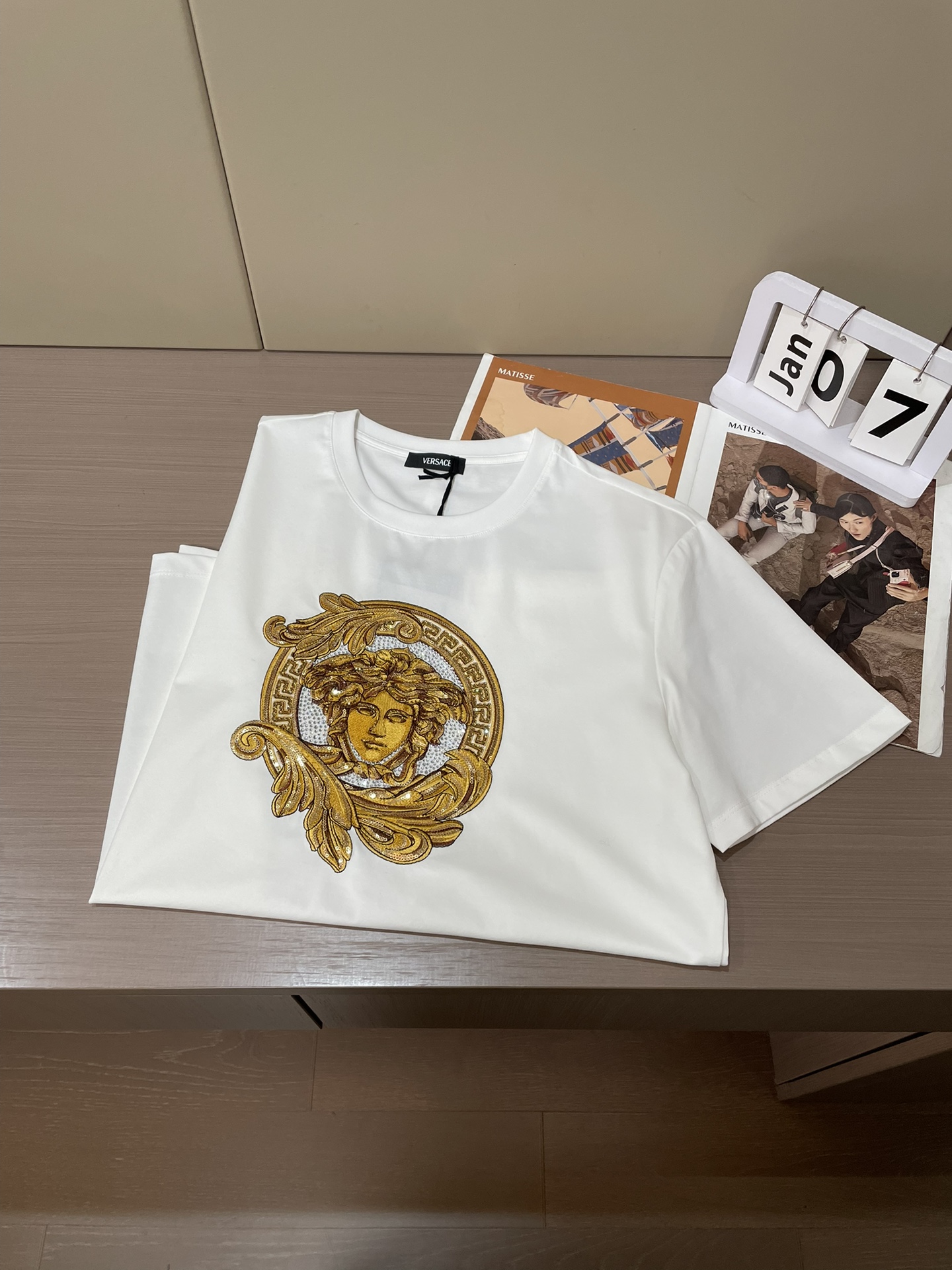 范思哲 2026春夏新品，原版1:1打造，超级重工！全品相，顶级丝光棉面料，上身非常舒适透气，臻品好货！