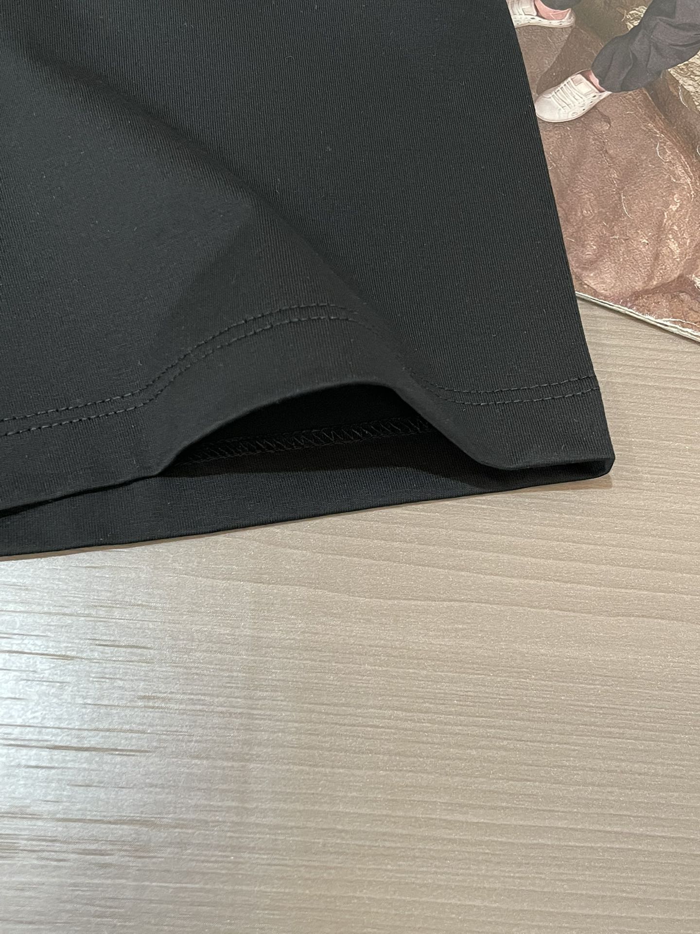 范思哲 2026春夏新品，原版1:1打造，超级重工！全品相，顶级丝光棉面料，上身非常舒适透气，臻品好货！