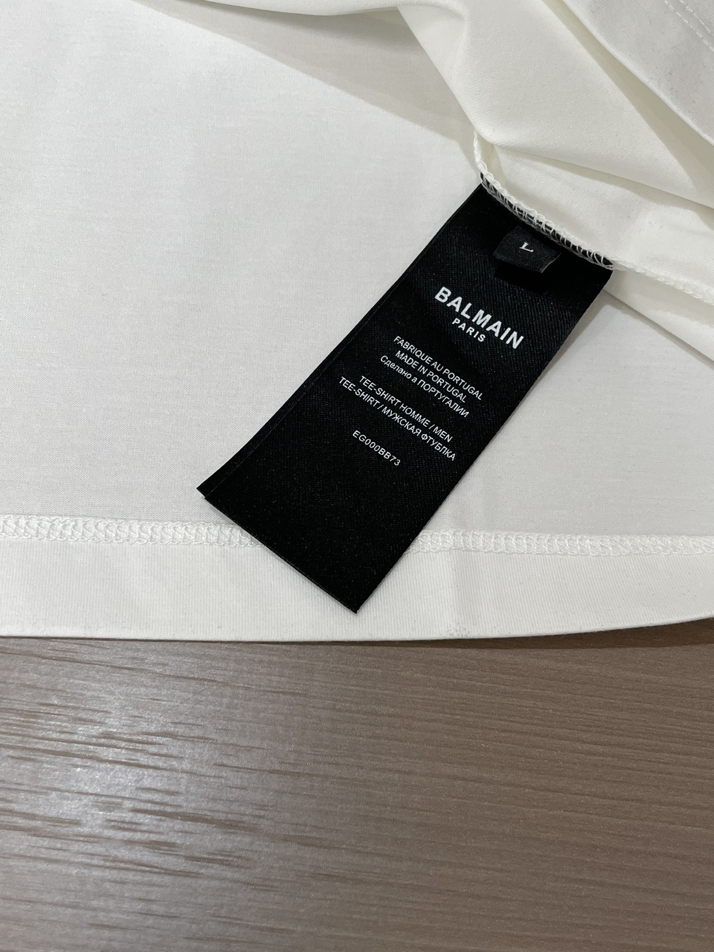 Balmain2026春夏新品金色项链印花短袖T恤；定制100支双股丝光长绒棉！从纱线到整染，并且到后期