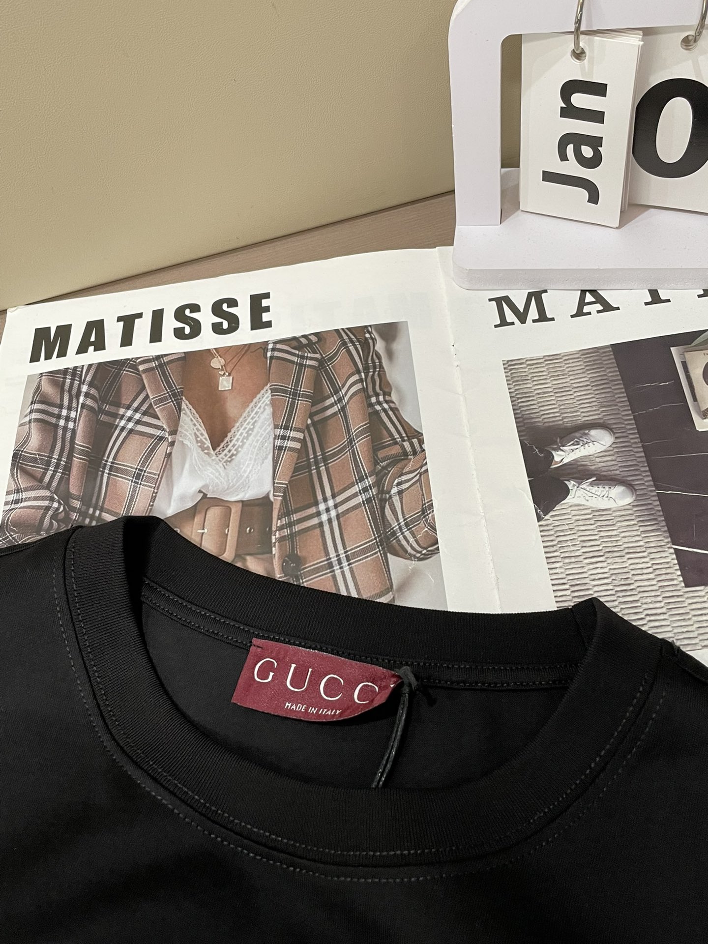 GUCCI 2026春夏新品水平镜面字母印花短袖T恤；定制柜台同步棉质面料，舒适日常服饰单品缀饰Gucc