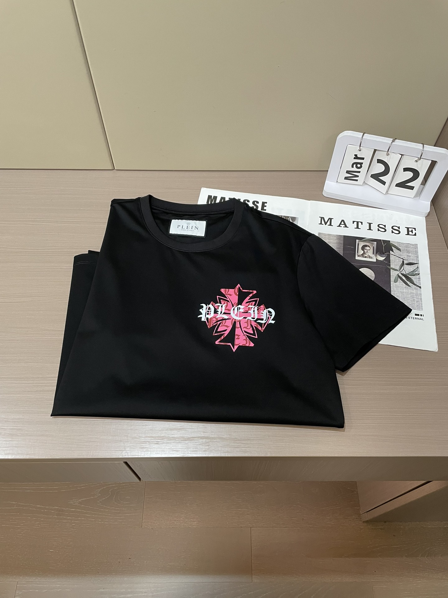 PhiliPP Plein 2026春夏新品高街风图案印花短袖T恤​​ ，是兼具​​潮流态度与品牌辨识度