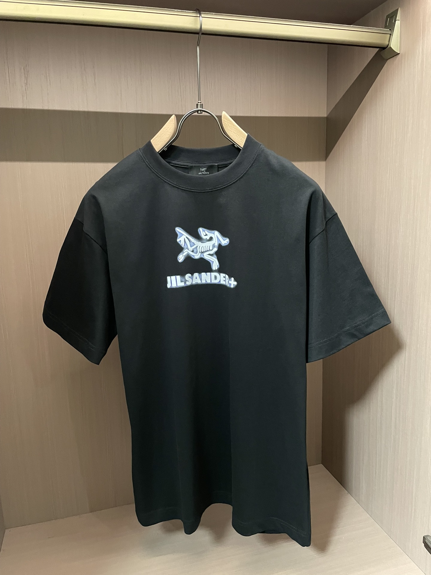 鸟家2026春夏款/官网同步面料采用重磅纯棉精梳棉面料，OS宽松版型，上身版型超正！日常百搭，衣橱必备单