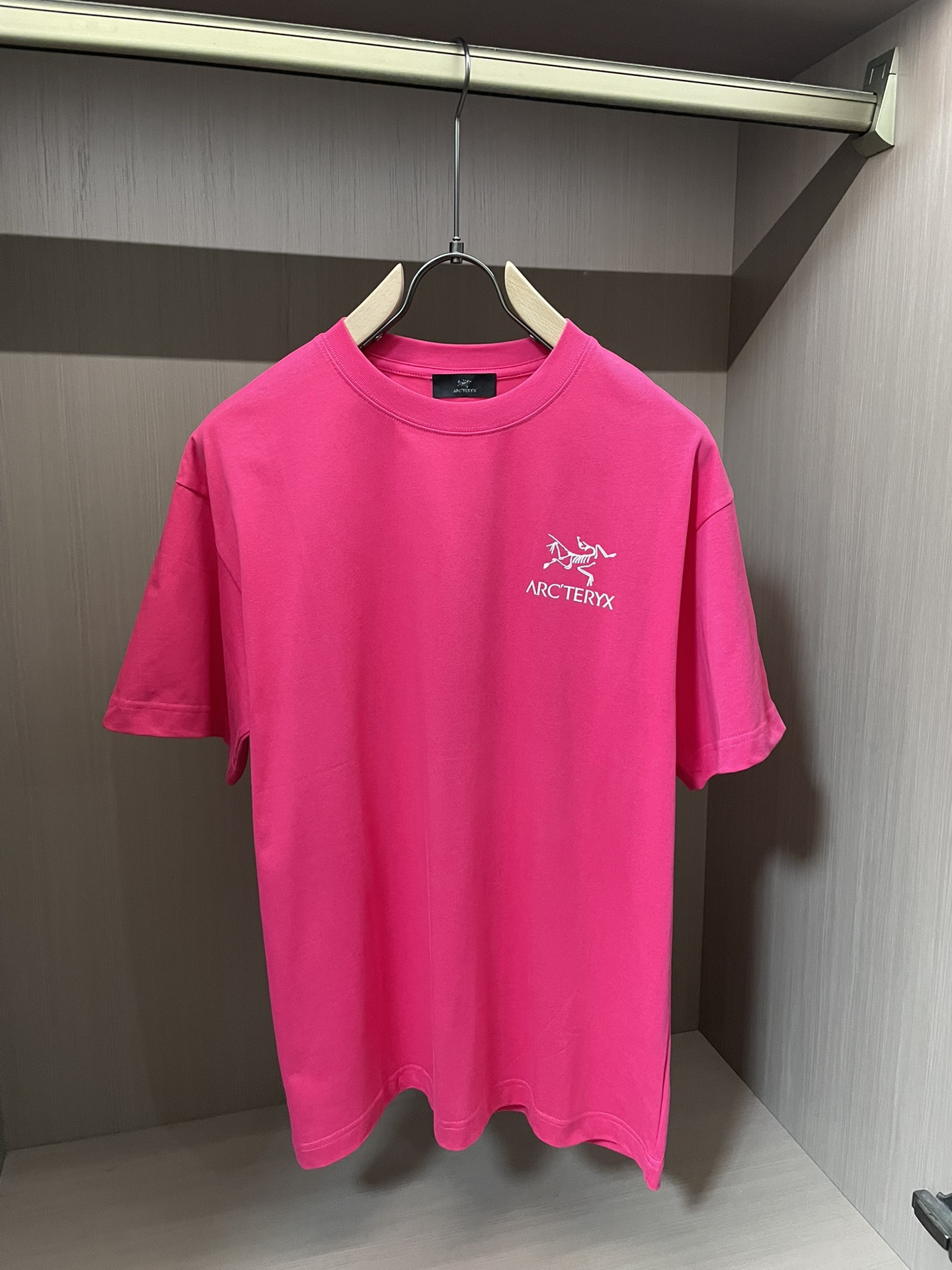 鸟家2026春夏款/官网同步面料采用重磅纯棉精梳棉面料，OS宽松版型，上身版型超正！日常百搭，衣橱必备单
