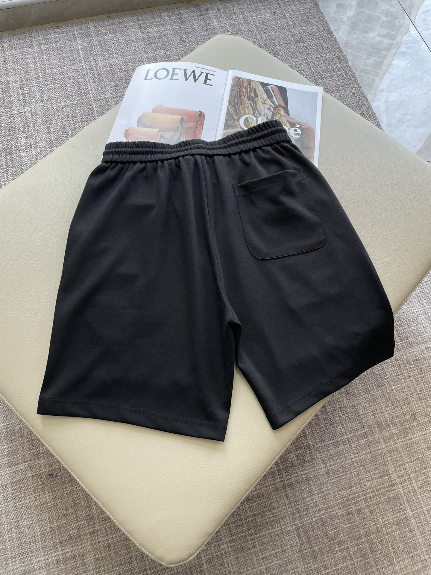 Lv 重磅推荐！2026ss夏装新品 专柜在售 最新系列图案logo短裤 必须人手一件的节奏！进口顶极高