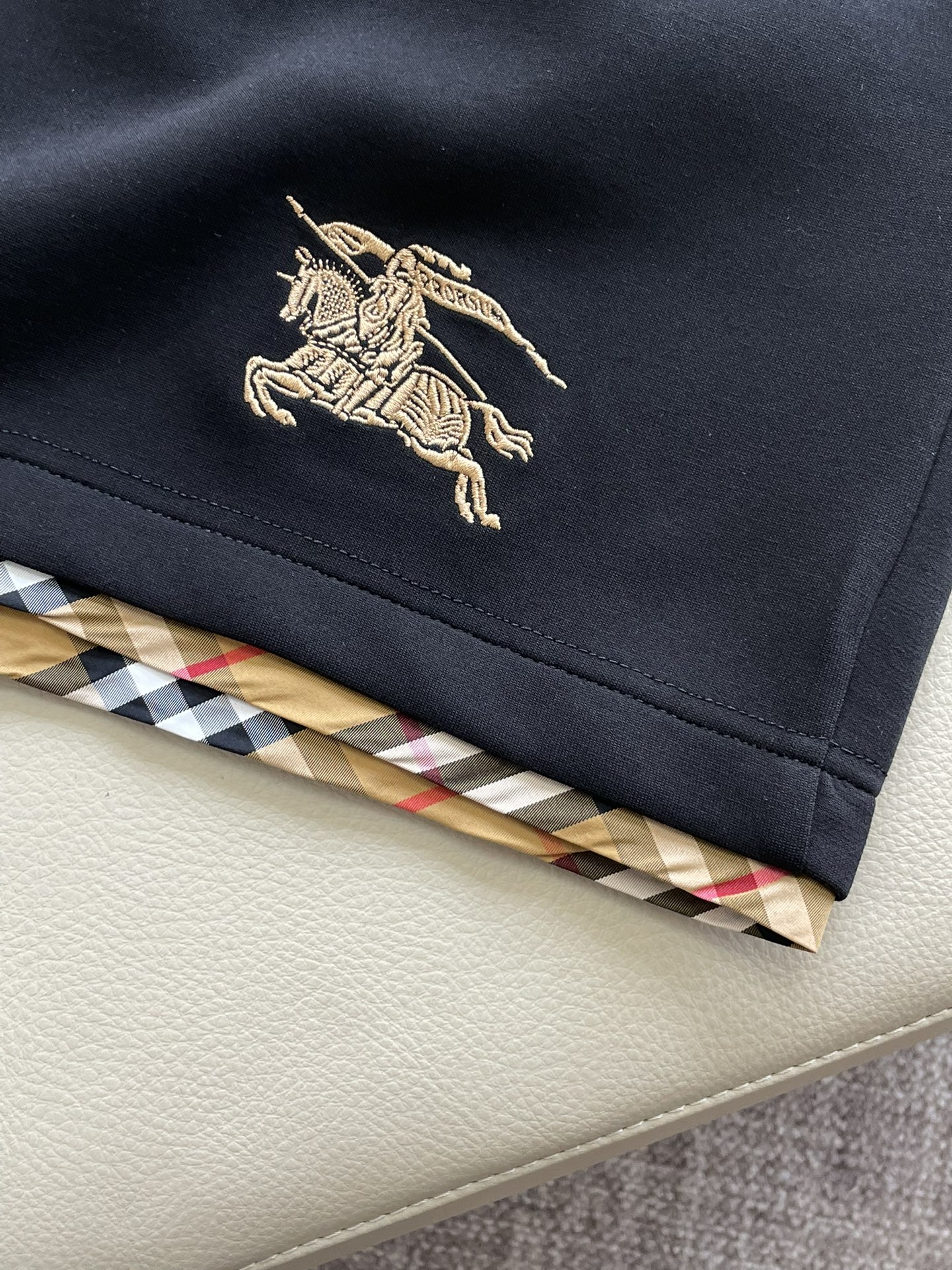 Bur 重磅推荐！2026ss夏装新品 专柜在售 最新系列图案logo短裤 必须人手一件的节奏！进口顶极