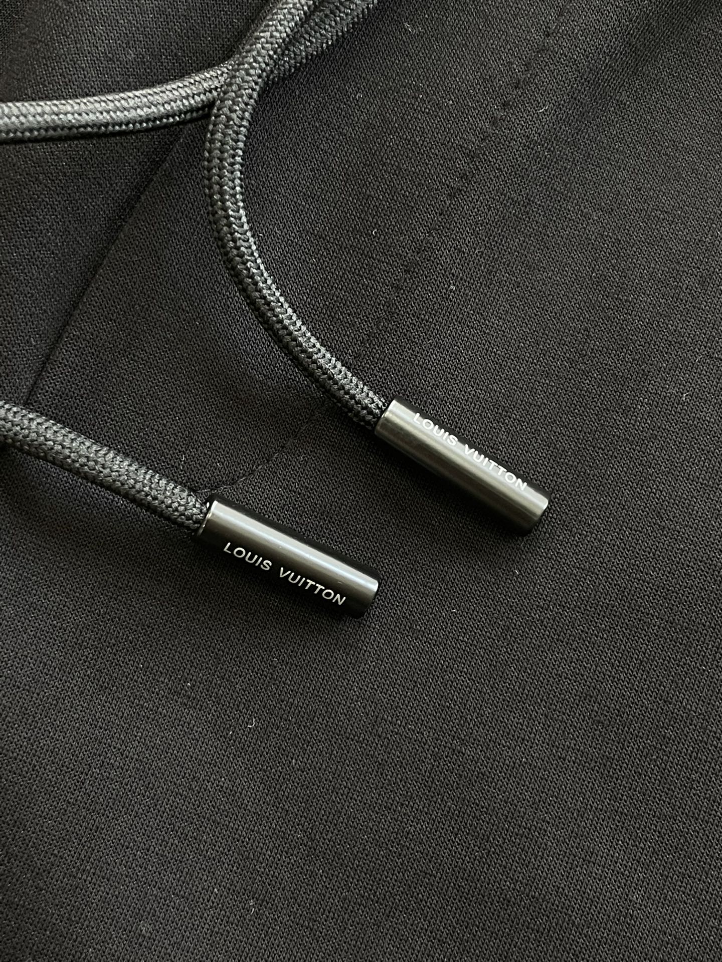 Lv 重磅推荐！2026ss夏装新品 专柜在售 最新系列图案logo短裤 必须人手一件的节奏！进口顶极高