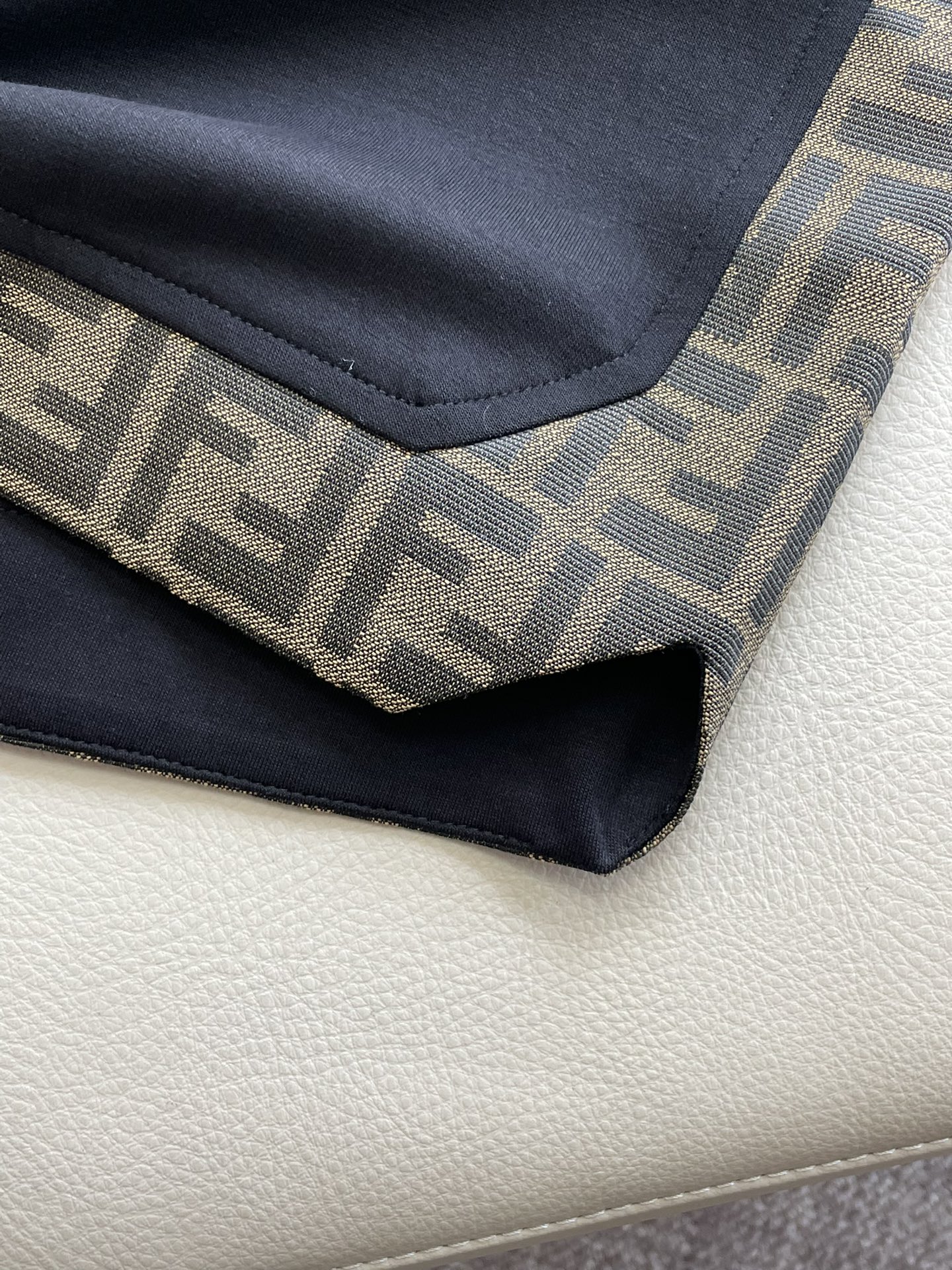 FD 重磅推荐！2026ss夏装新品 专柜在售 最新系列图案logo短裤 必须人手一件的节奏！进口顶极高