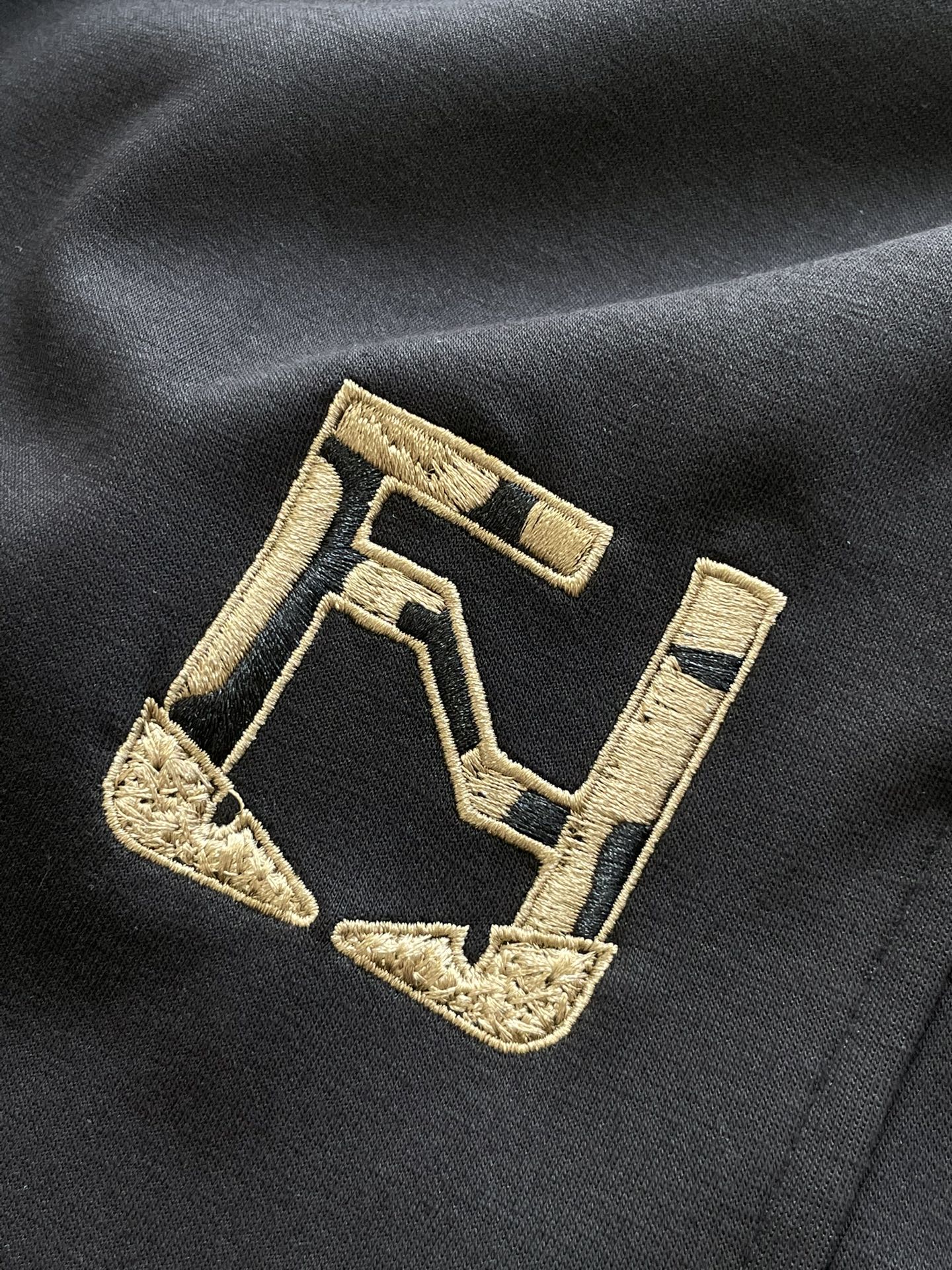 FD 重磅推荐！2026ss夏装新品 专柜在售 最新系列图案logo短裤 必须人手一件的节奏！进口顶极高