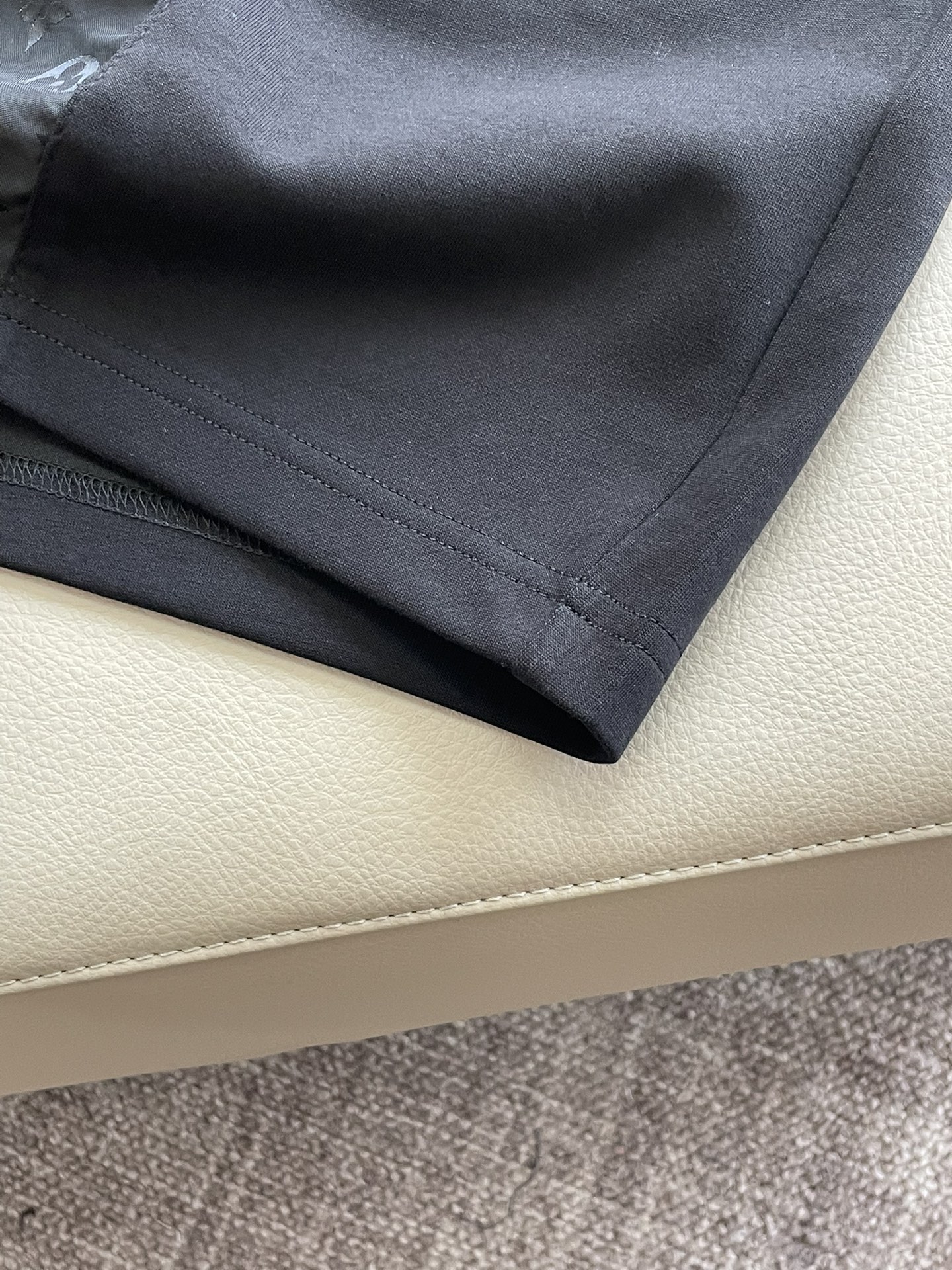 Lv 重磅推荐！2026ss夏装新品 专柜在售 最新系列图案logo短裤 必须人手一件的节奏！进口顶极高