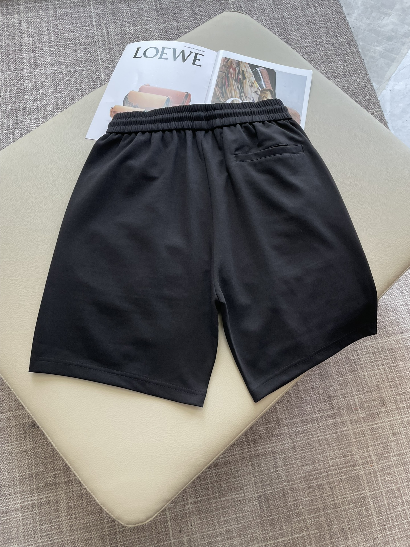 Lv 重磅推荐！2026ss夏装新品 专柜在售 最新系列图案logo短裤 必须人手一件的节奏！进口顶极高