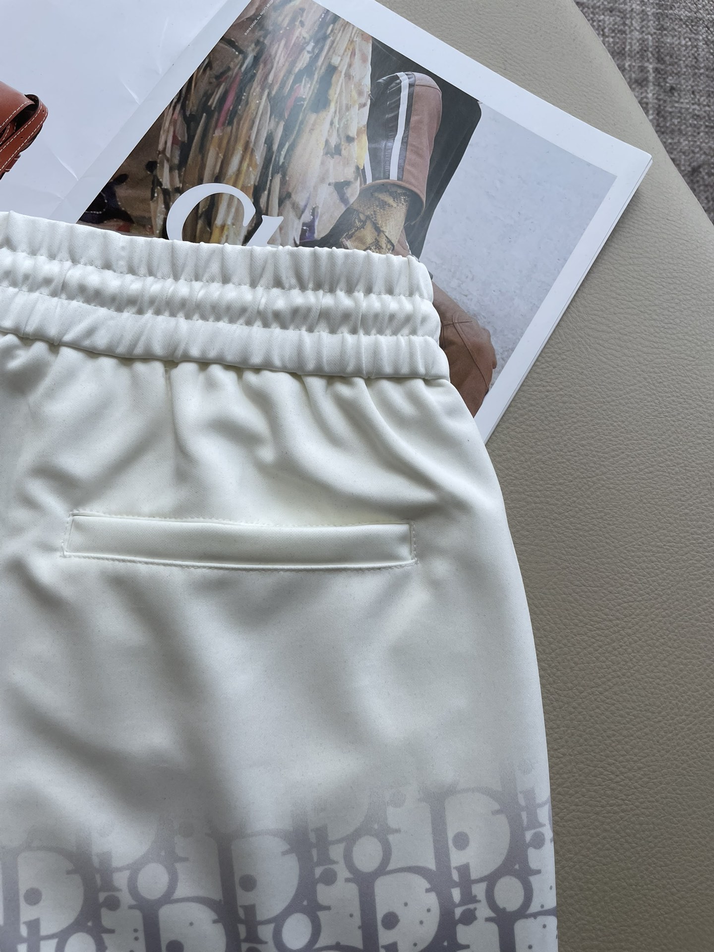 D奥 重磅推荐！2026ss夏装新品 专柜在售 最新系列图案logo短裤 必须人手一件的节奏！进口顶极高