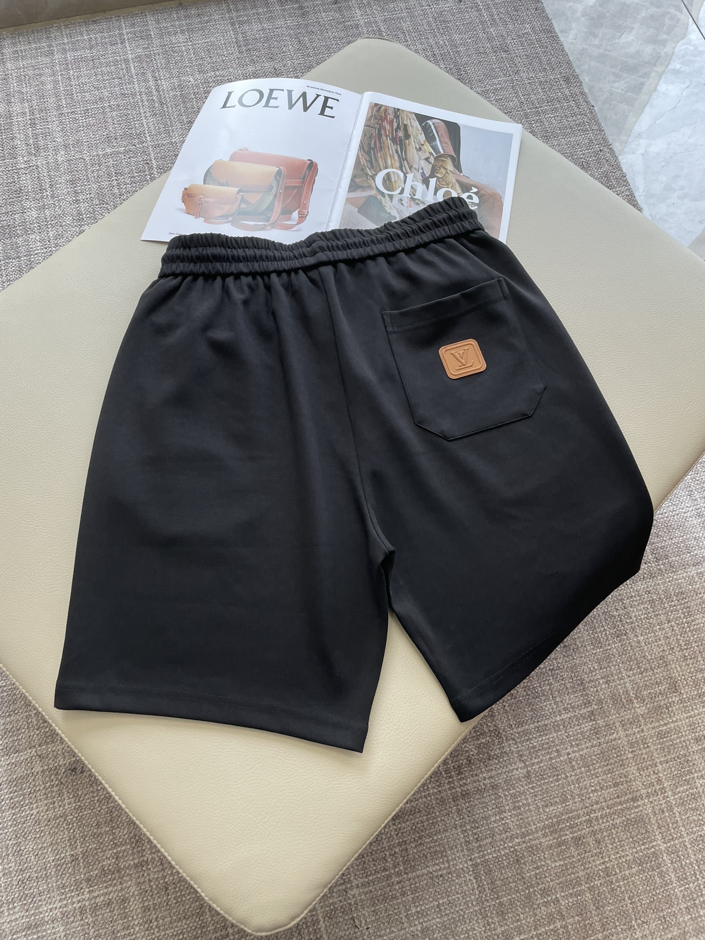 Lv 重磅推荐！2026ss夏装新品 专柜在售 最新系列图案logo短裤 必须人手一件的节奏！进口顶极高