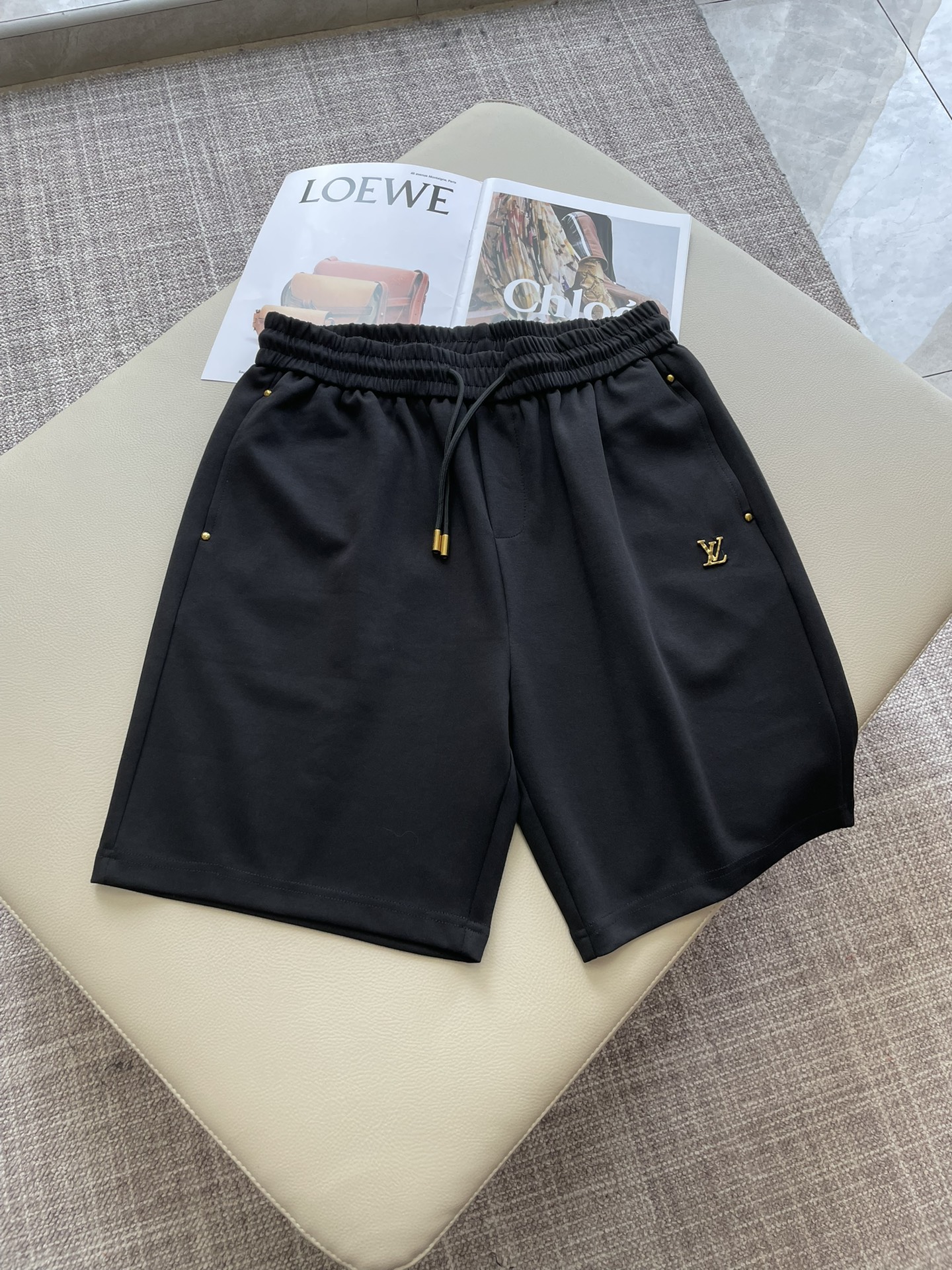 Lv 重磅推荐！2026ss夏装新品 专柜在售 最新系列图案logo短裤 必须人手一件的节奏！进口顶极高