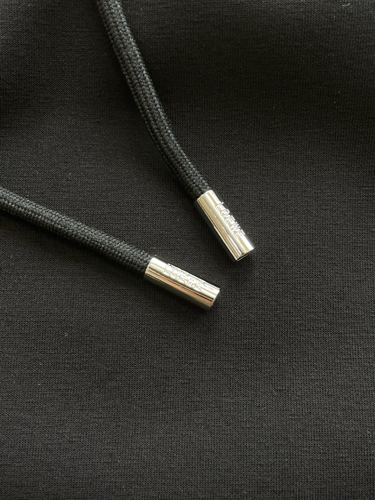 Loewe 重磅推荐！2026ss夏装新品 专柜在售 最新系列图案logo短裤 必须人手一件的节奏！进口