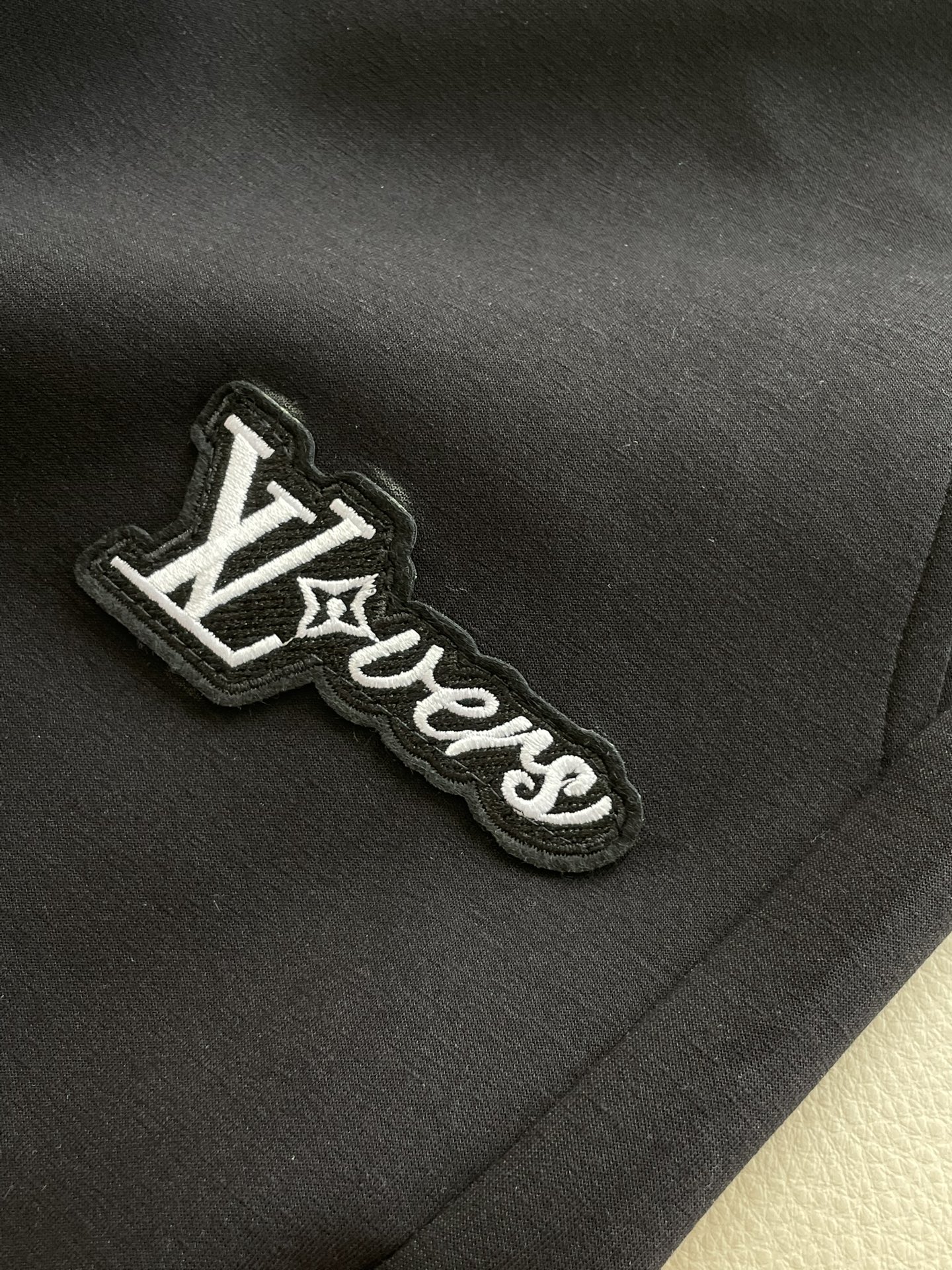 Lv 重磅推荐！2026ss夏装新品 专柜在售 最新系列图案logo短裤 必须人手一件的节奏！进口顶极高