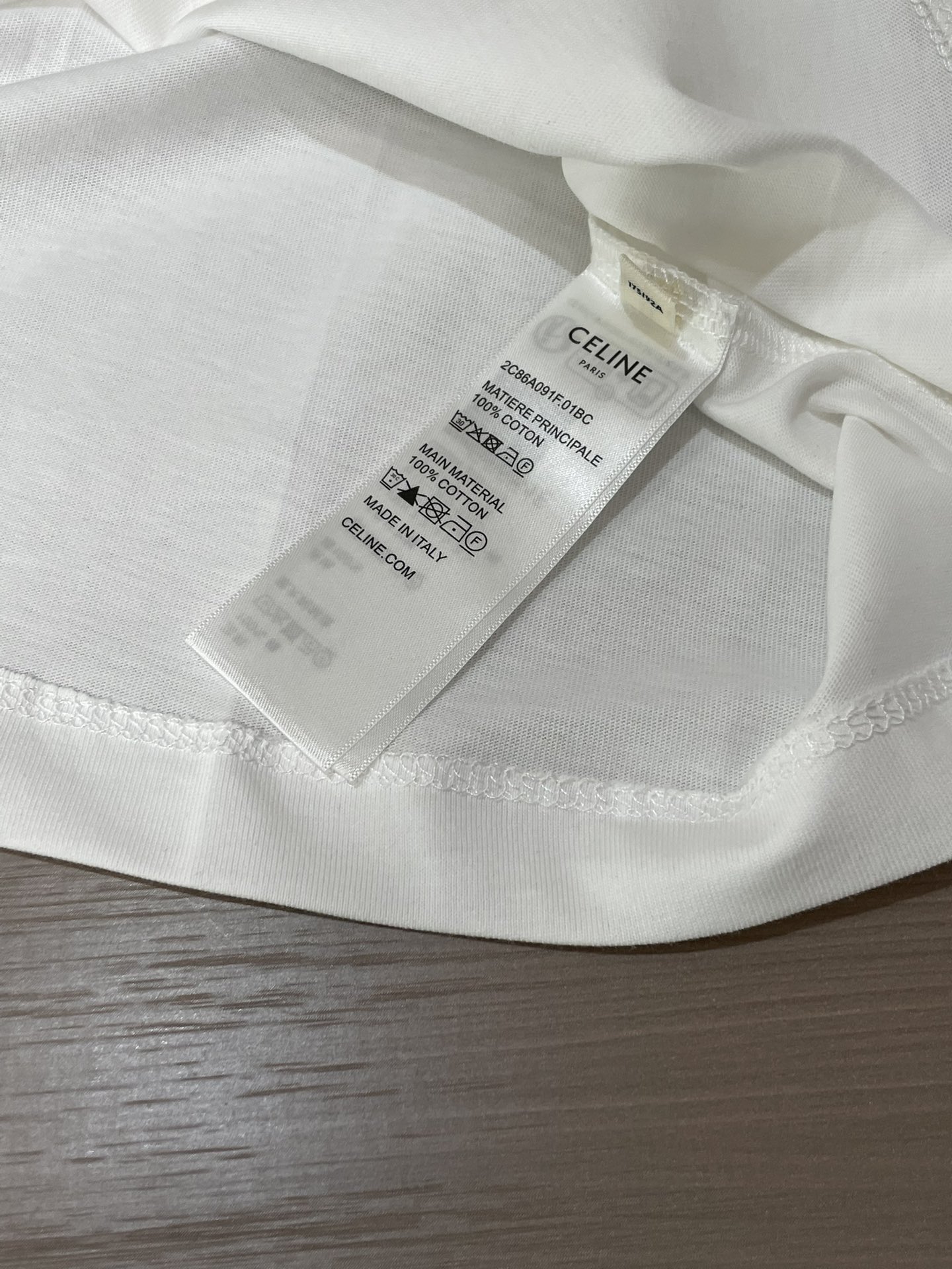 Celine 2026专柜款！ 1:1顶级复刻，原版面料，全品相！高端人士必备款尺码s-xl