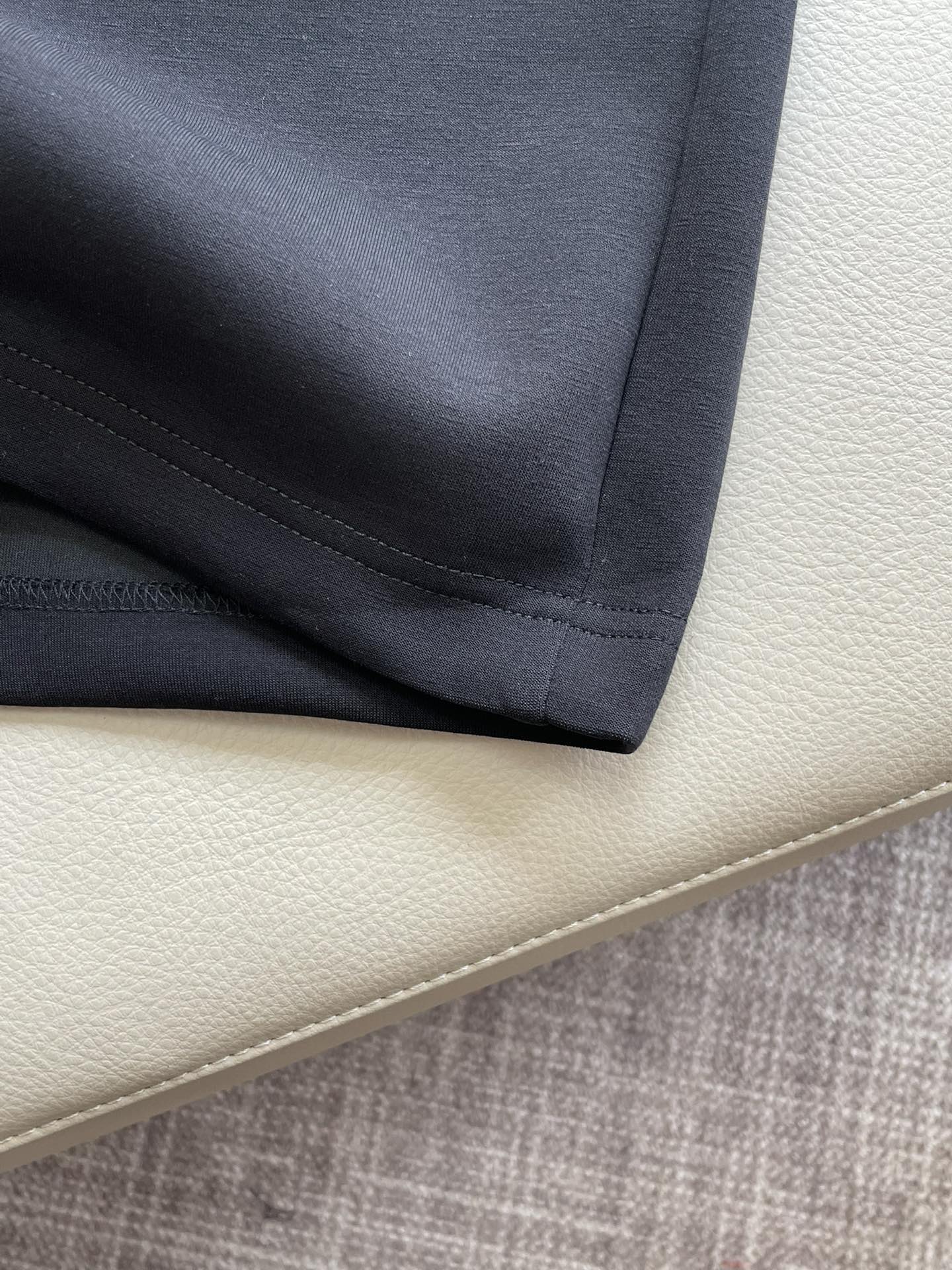 loro Piana 重磅推荐！2026ss夏装新品 专柜在售 最新系列图案logo短裤 必须人手一件的