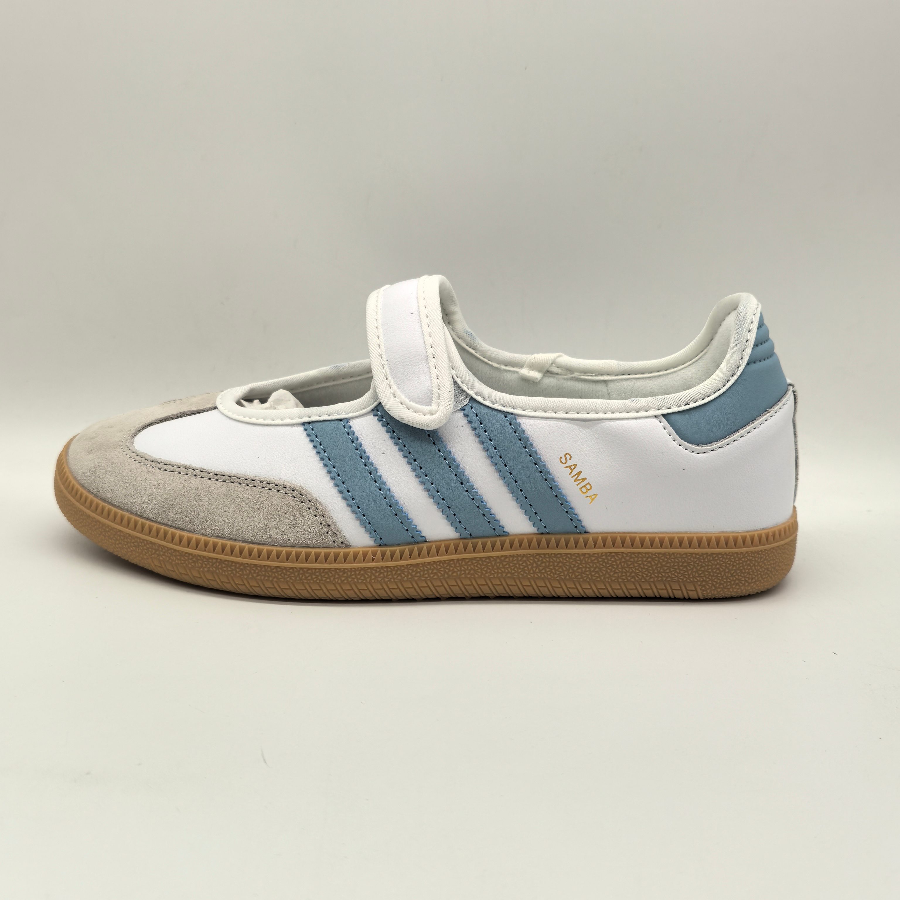 NO:781446,Actual price in stock adidas SAMBA MARY JANE Mary Jane moral training shoes 2025 limited edition size 36-41,,adidas,mary jane19860909实价 现货 adidas SAMBA MARY JANE 玛丽珍德训鞋 2025限定款 尺码36-41,,adidas,mary jane,Men's shoes