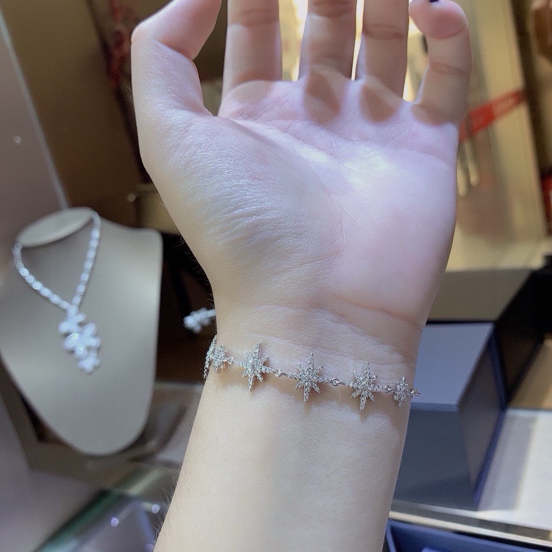 APM Monaco新品多流星银手链ins小众设计 轻奢手饰品女个性气质独特风格 精选原版进口材质电镀厚