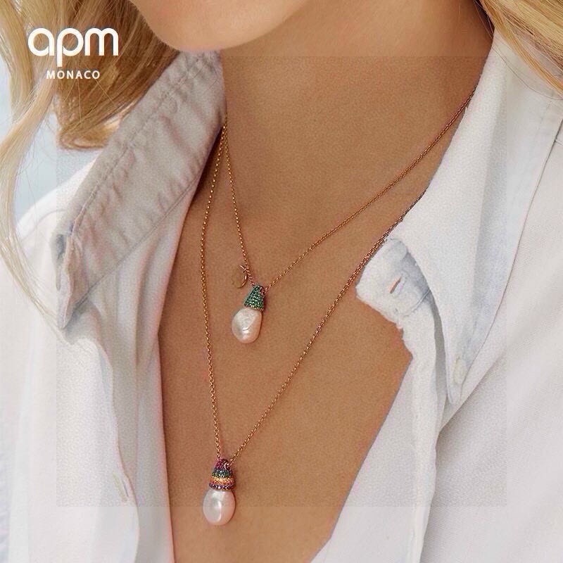 aPm monaco新品彩虹珍珠项链女 时尚小众锁骨链设计感，珍珠可调节项链饰绿石，电镀真金手工微镶绿色