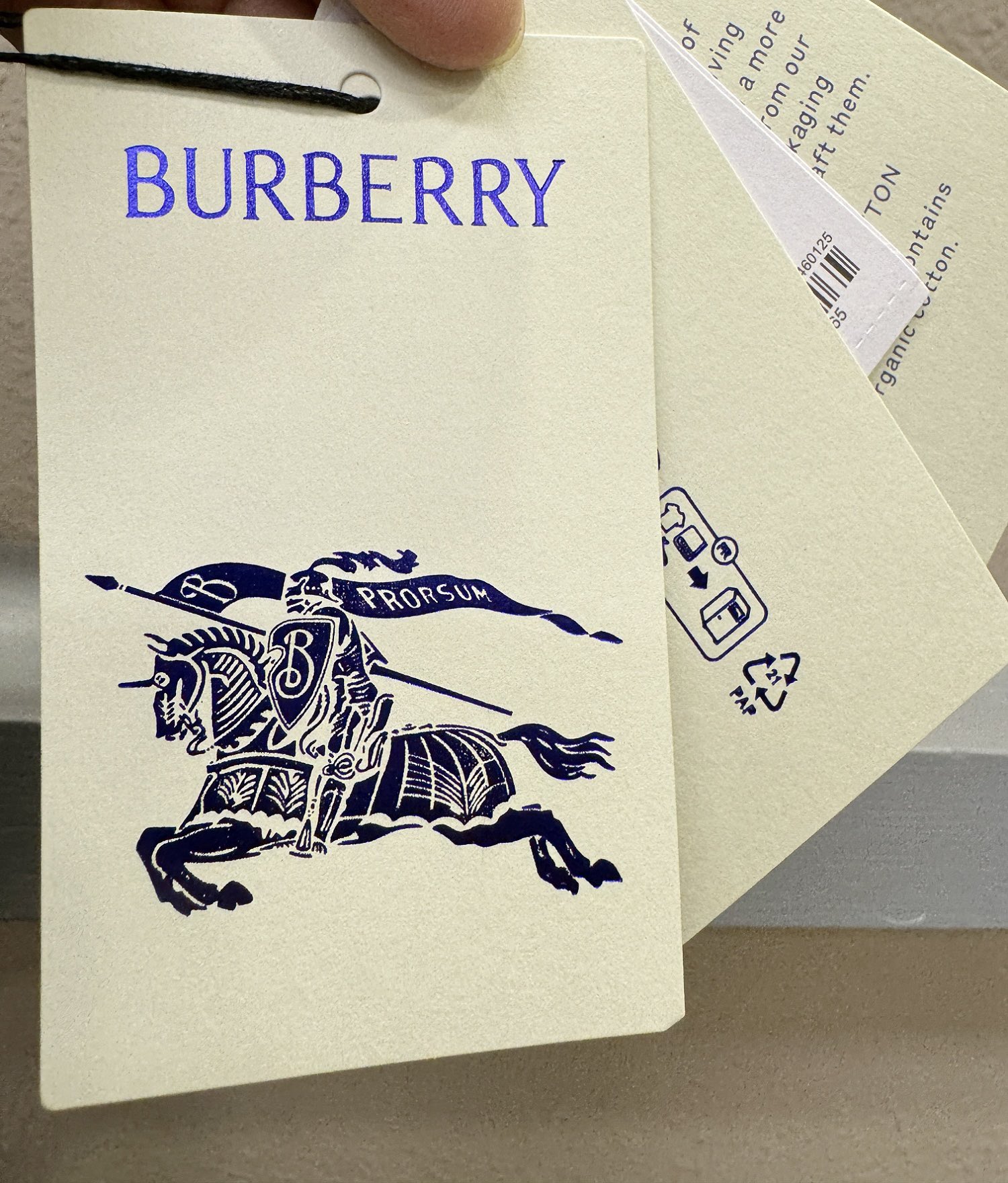 BURBERRY巴宝莉2024秋冬超火爆休闲裤选用欧洲进口针织舒适面料柔软舒适有质感经典元素色系搭配也是