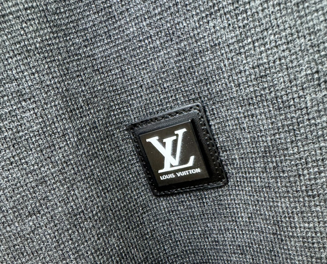 加绒加厚 LV路易威登 假两件衬衫毛衣2024ss秋冬新品,袖子加绒加厚保暖 经典百搭款 官网同步发售 定制面料,柔软细腻 舒适透气,亲肤感极高 7