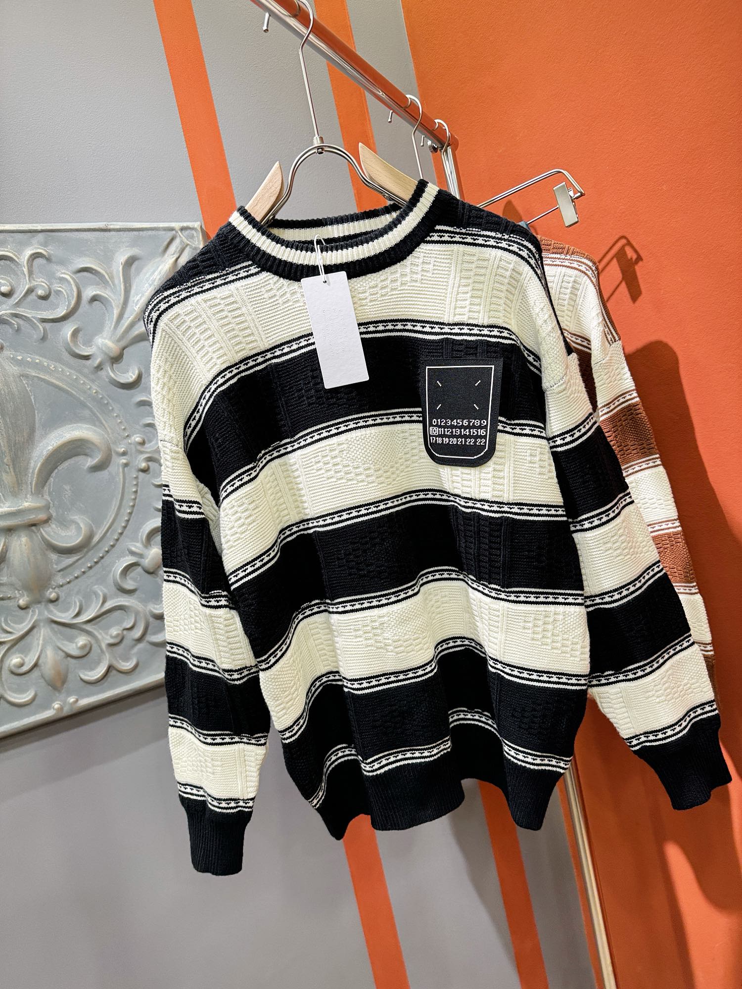 马吉拉 Maison Margiela 高定典藏名品高定成衣时装外套连衣裙衬衫T恤 #E63A046F 8