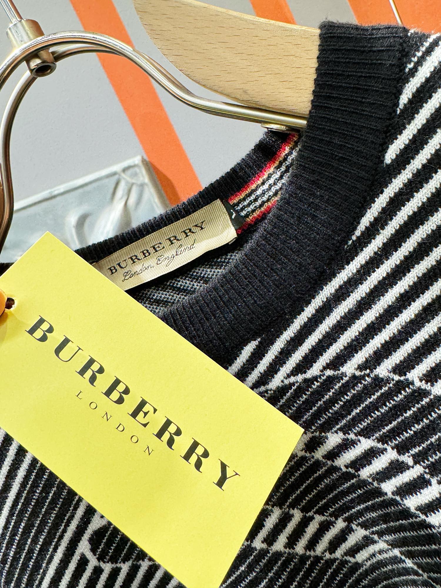 博柏利 Burberry 高定典藏名品高定成衣时装外套连衣裙衬衫T恤 #A54E1862 4