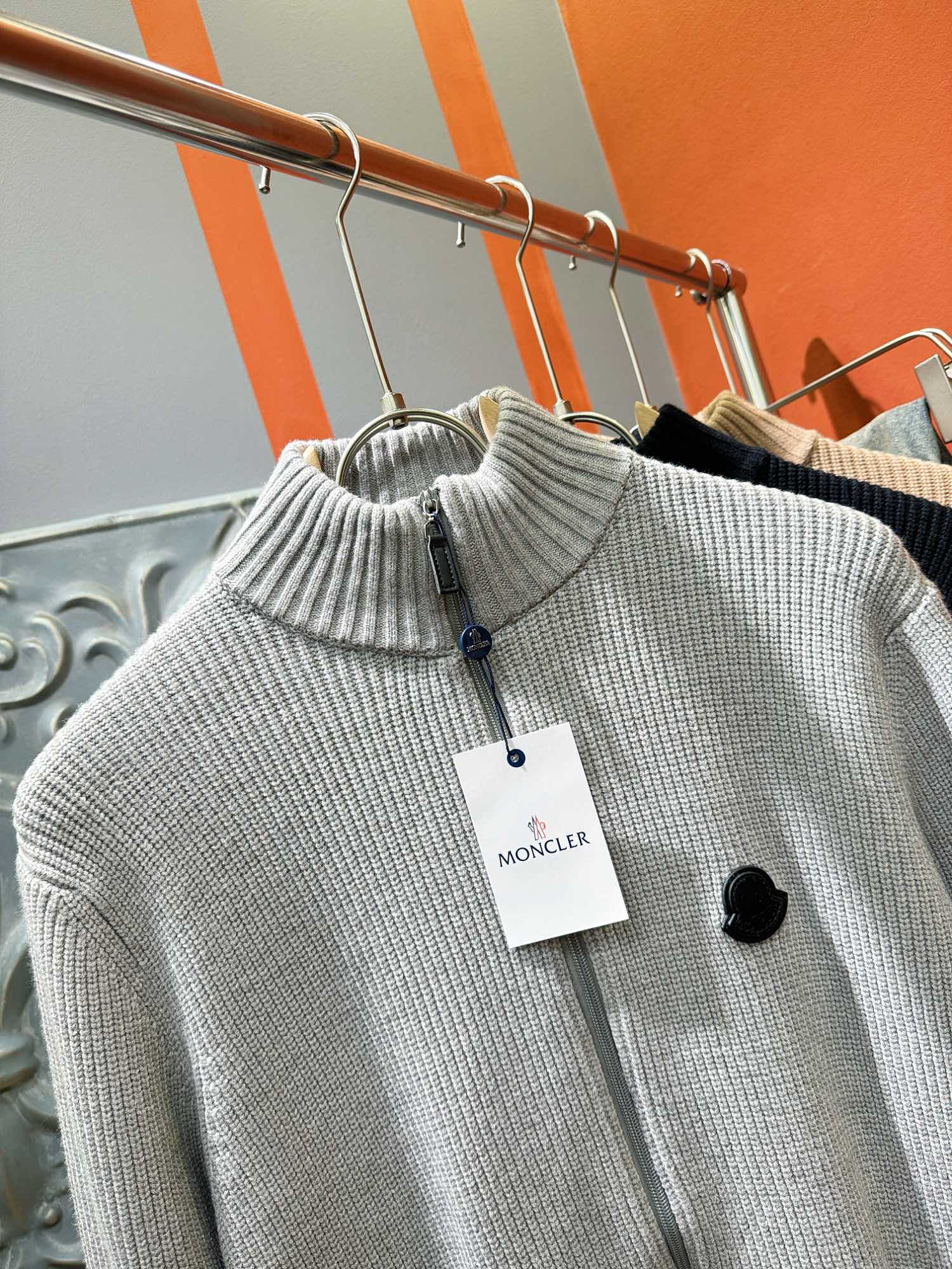 盟可睐 Moncler 高定典藏名品高定成衣时装外套连衣裙衬衫T恤 #A858AFE0 2