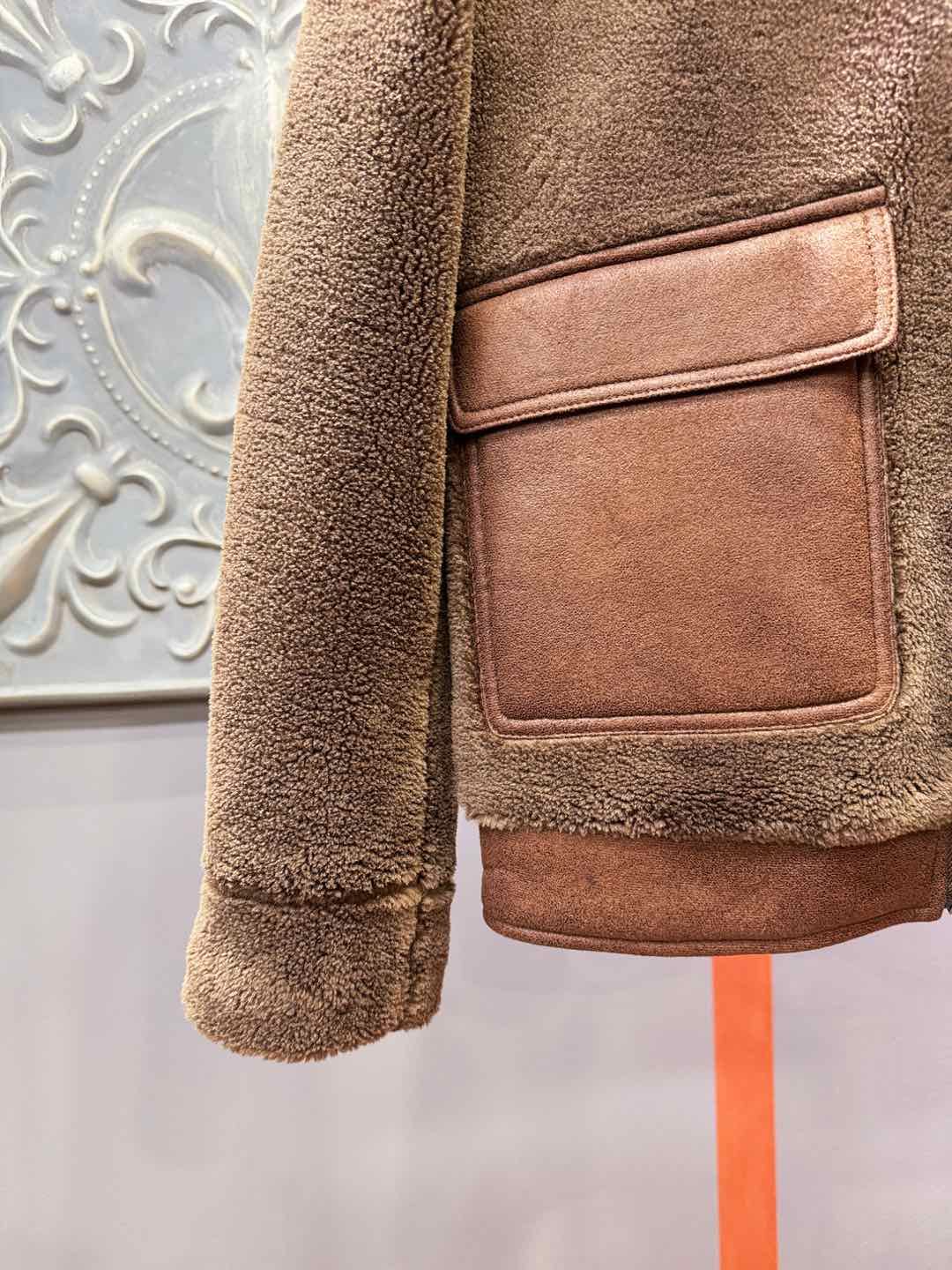 LV路易威登 新品皮毛一体，原生态人造皮面料；100%进口皮毛一体！采用进口人造皮皮料！皮料品质相当高级