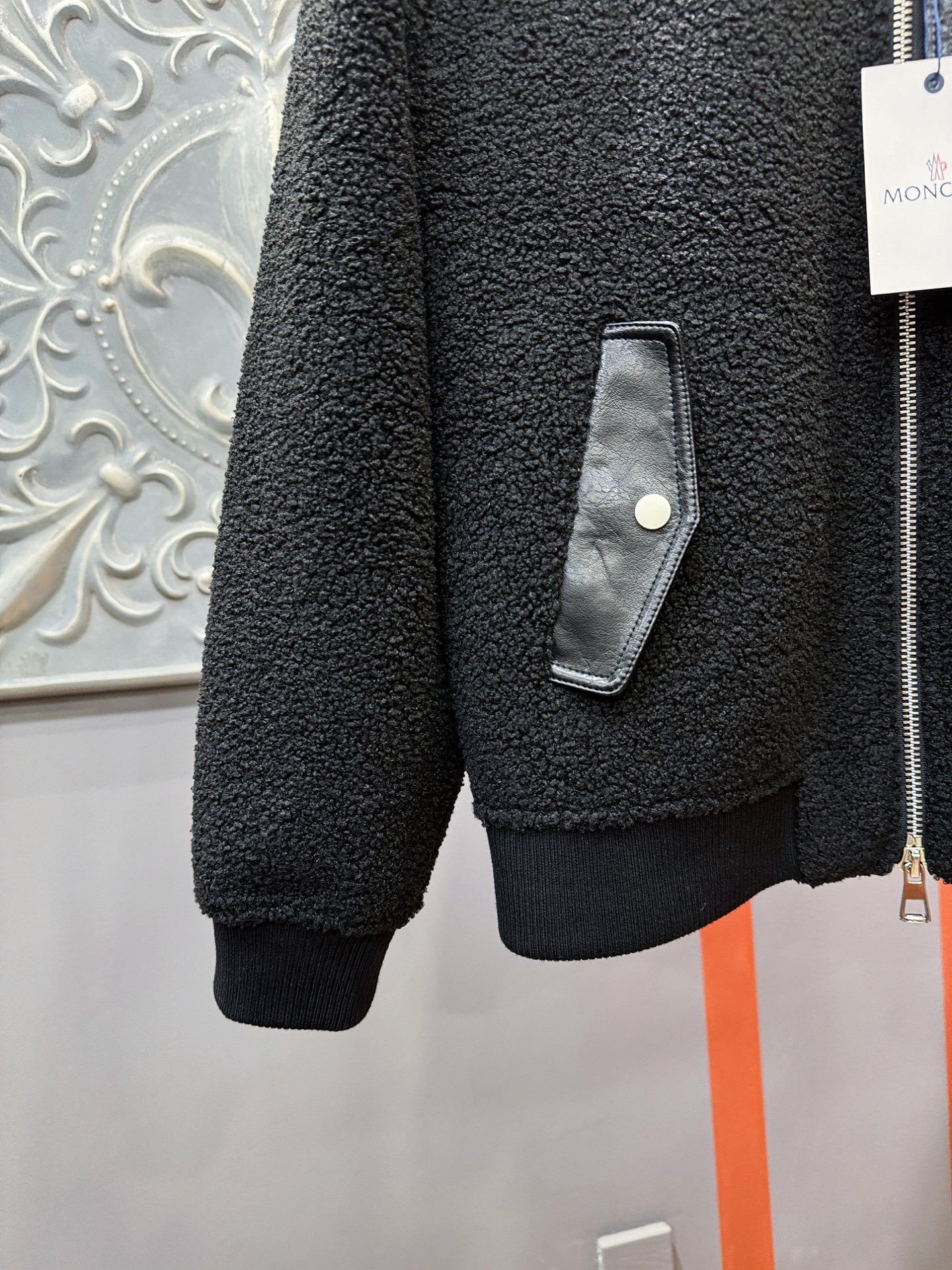 Moncler蒙口 新品皮毛一体，原生态人造皮面料；100%进口皮毛一体！采用进口人造皮！皮料品质相当高