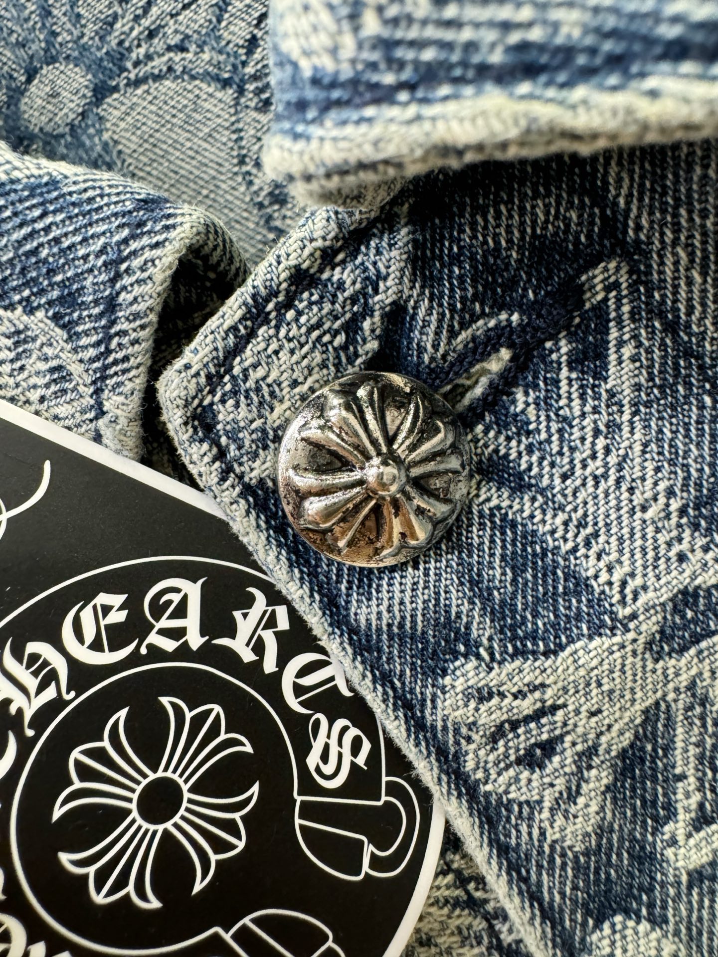 CHROME HEARTS 克罗心 2025新品男女同款牛仔外套，时装圈人气极为火热的单品，是时尚大咖们