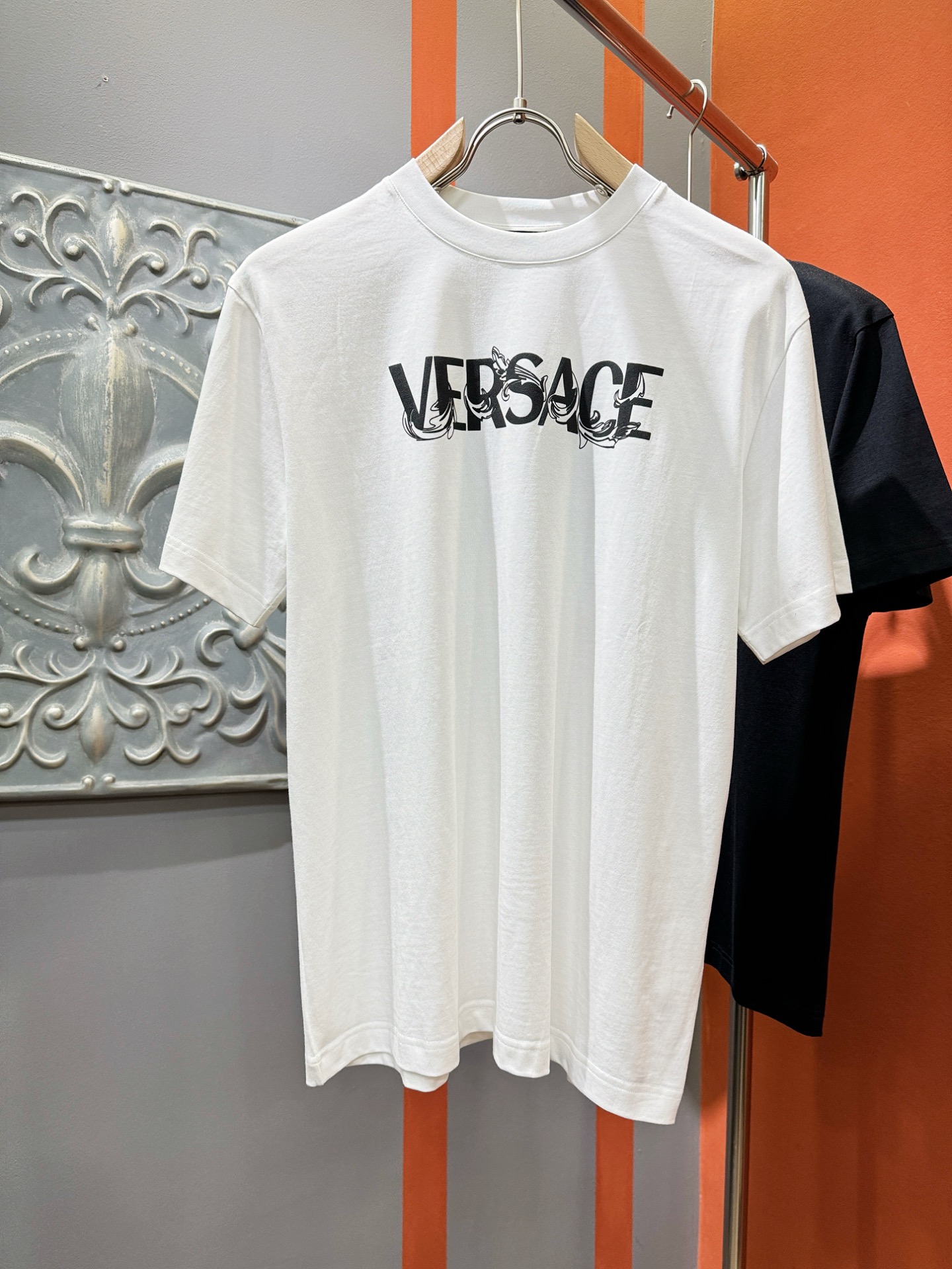 Versace 范思哲 2025款新品短袖！原版定制面料，手感柔软。...