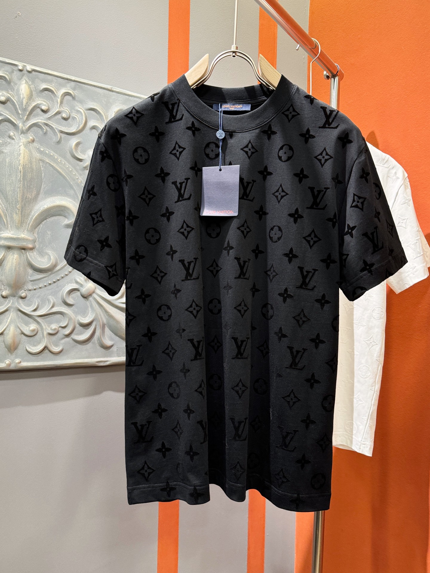 LV 2025款新品短袖！原版定制面料，手感柔软。顶级进口私...