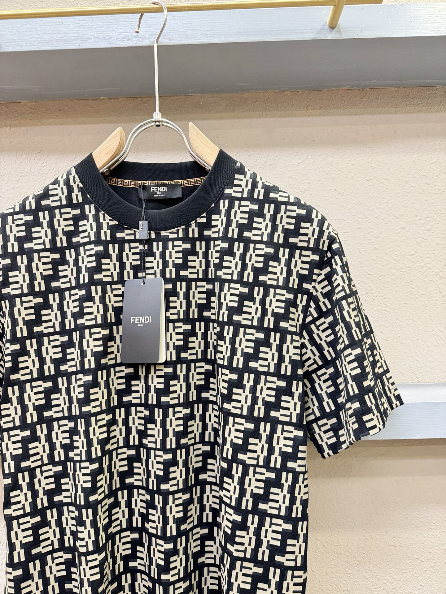 FENDI  短袖服装,fendi 6