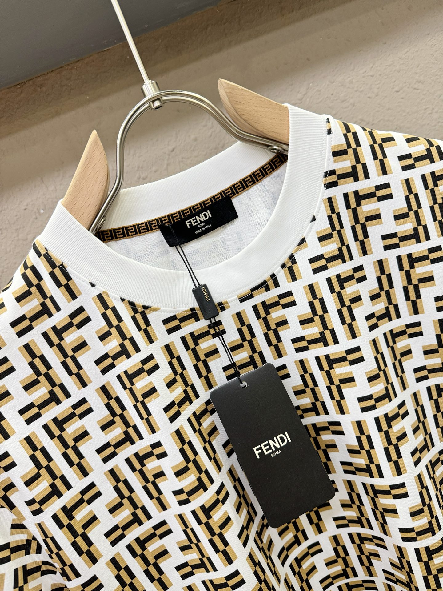 FENDI  短袖服装,fendi 6