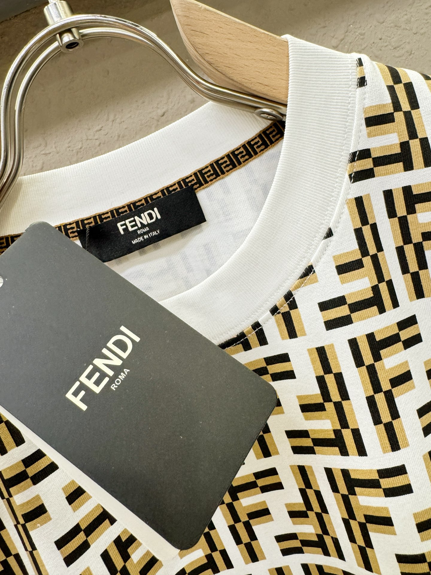 FENDI  短袖服装,fendi 4