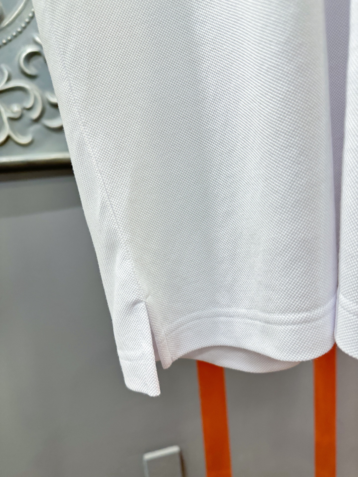  PRADA 普拉达 2025官方春夏新款 男士翻领短袖POLO衫，胸口精致Logo，高端主线系列，进口