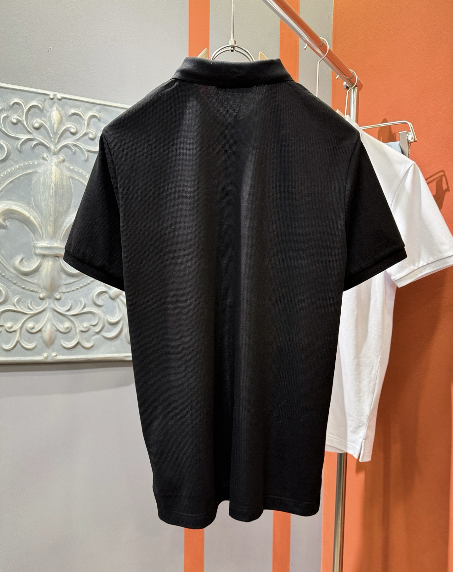  PRADA 普拉达 2025官方春夏新款 男士翻领短袖POLO衫，胸口精致Logo，高端主线系列，进口