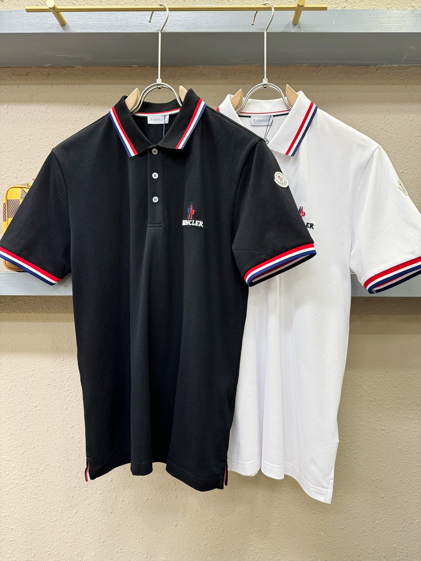  Moncler蒙口 2025官方春夏新款 男士翻领短袖POLO衫，胸口精致Logo，高端主线系列，进口