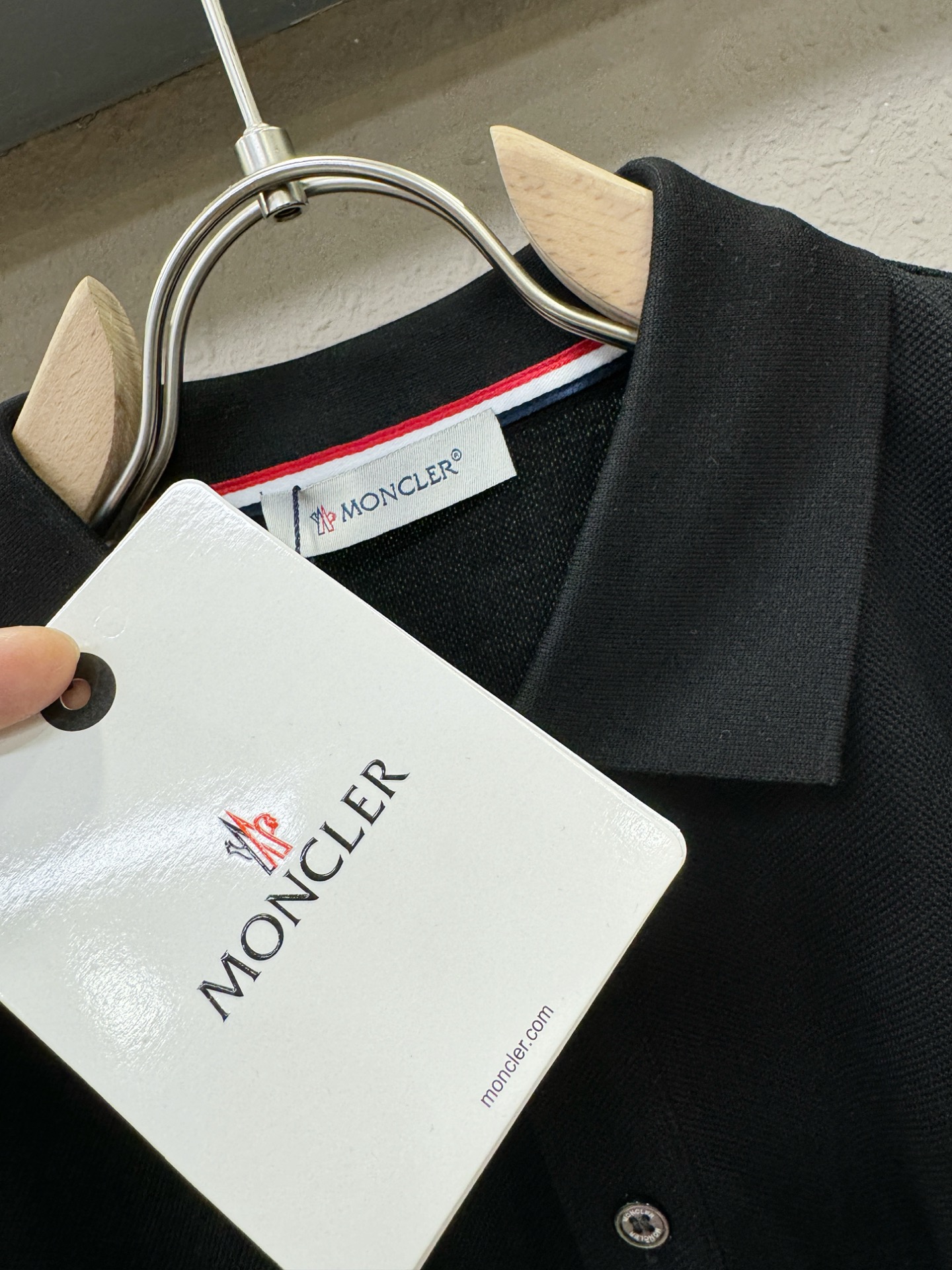  Moncler蒙口 2025官方春夏新款 男士翻领短袖POLO衫，胸口精致Logo，高端主线系列，进口