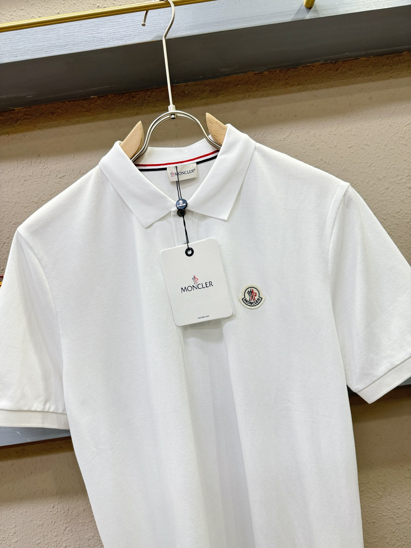  Moncler蒙口 2025官方春夏新款 男士翻领短袖POLO衫，胸口精致Logo，高端主线系列，进口