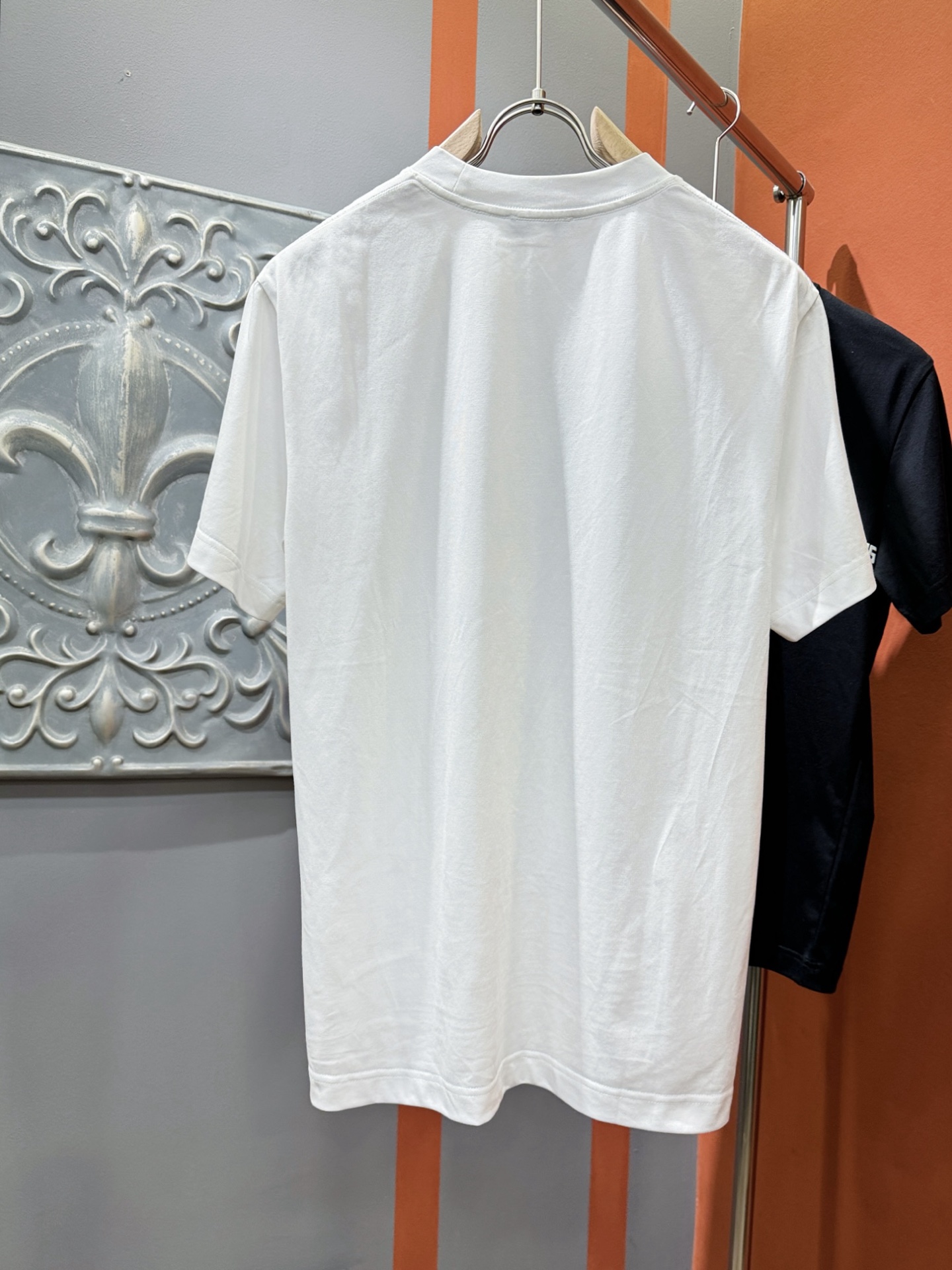  Versace 范思哲 2025款新品短袖！原版定制面料，手感柔软。顶级进口私货，时尚设计潮流短袖，不