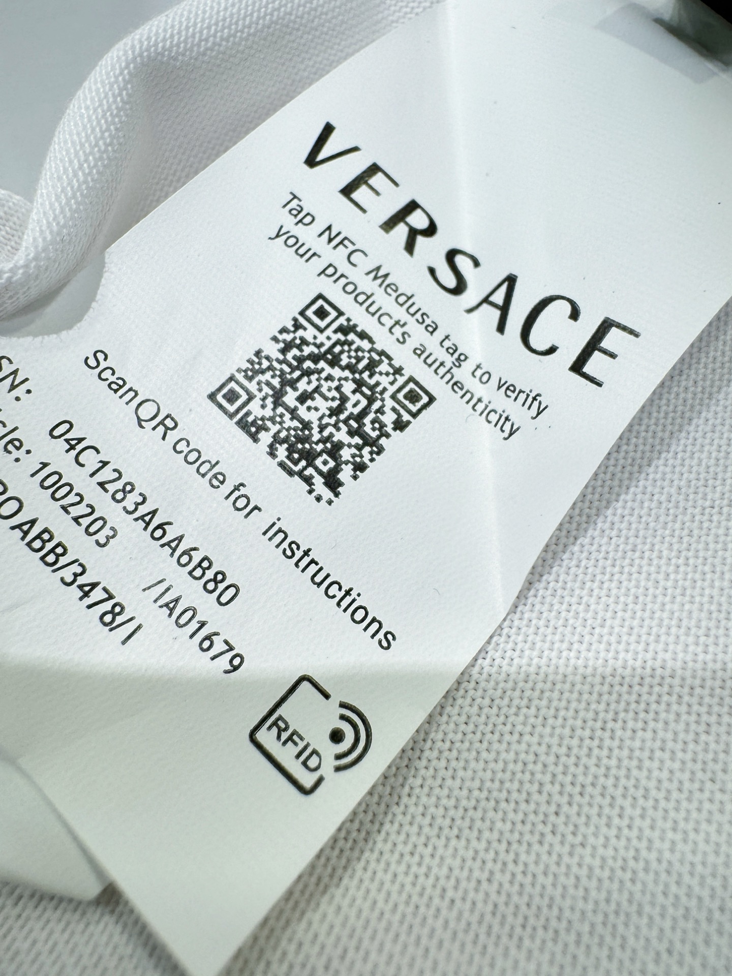  Versace 范思哲 2025款新品短袖！原版定制面料，手感柔软。顶级进口私货，时尚设计潮流短袖，不