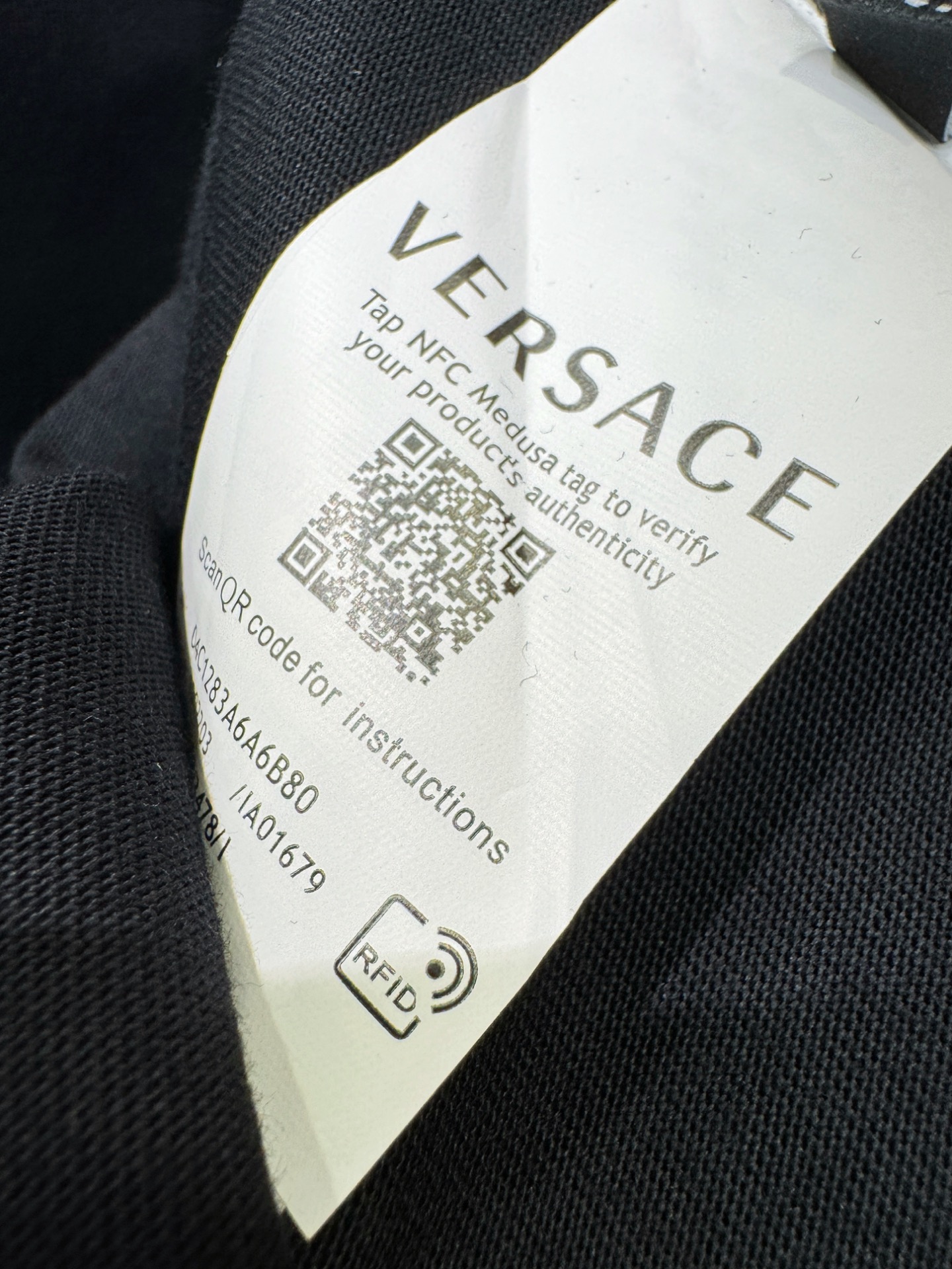  Versace 范思哲 2025款新品短袖！原版定制面料，手感柔软。顶级进口私货，时尚设计潮流短袖，不