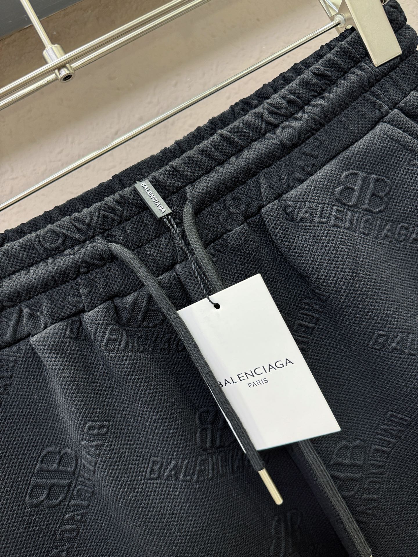  Balenciaga巴黎世家 爆款短裤2025ss新款男士休闲短裤，高端版本！专柜定制面料 透气舒适度