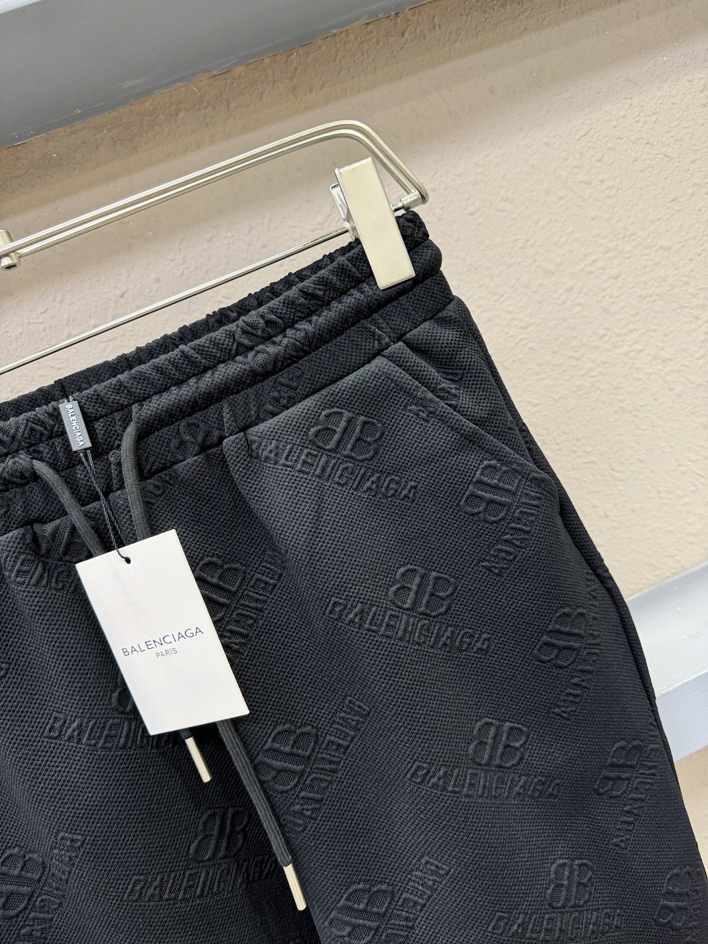  Balenciaga巴黎世家 爆款短裤2025ss新款男士休闲短裤，高端版本！专柜定制面料 透气舒适度