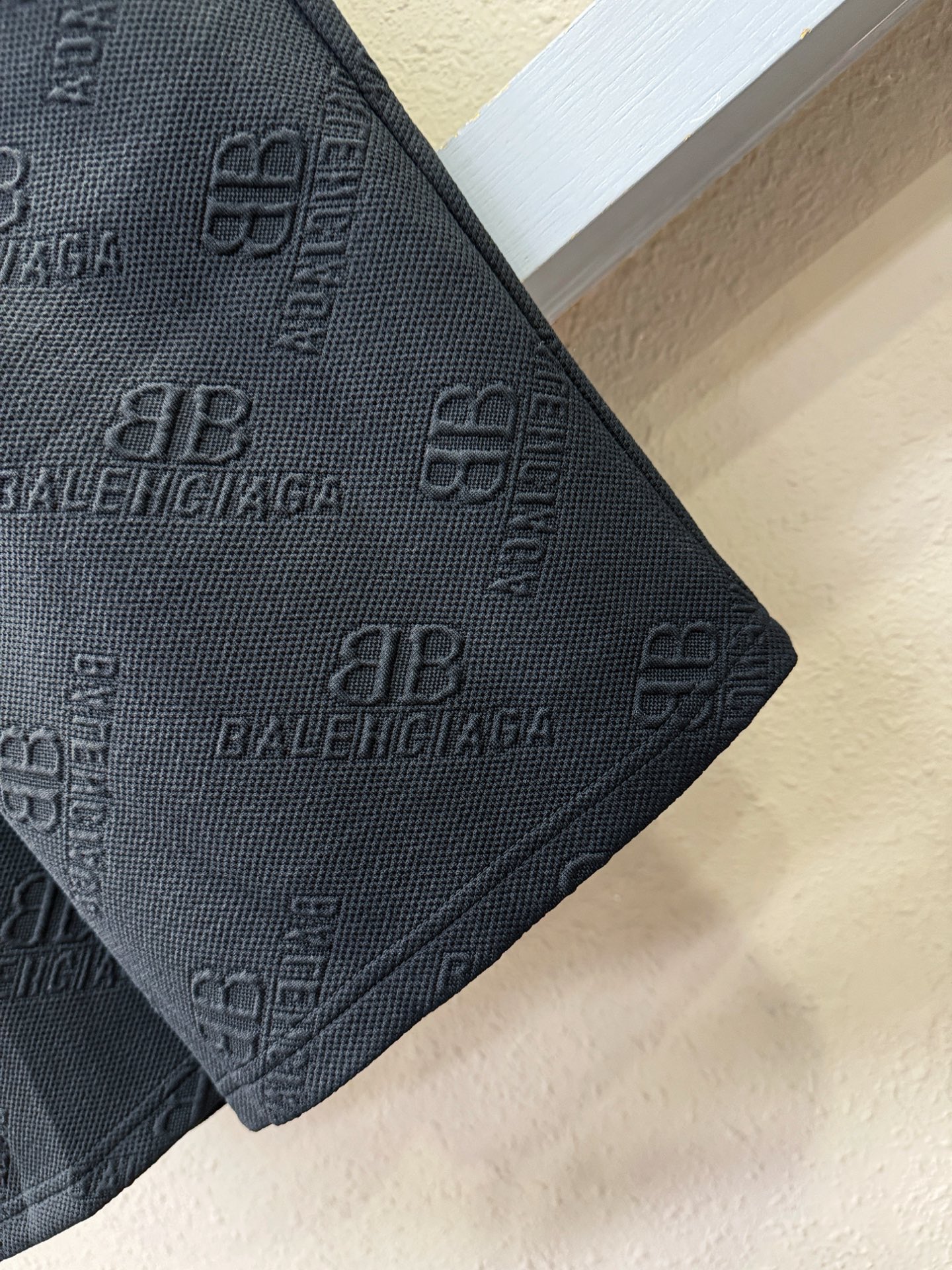  Balenciaga巴黎世家 爆款短裤2025ss新款男士休闲短裤，高端版本！专柜定制面料 透气舒适度
