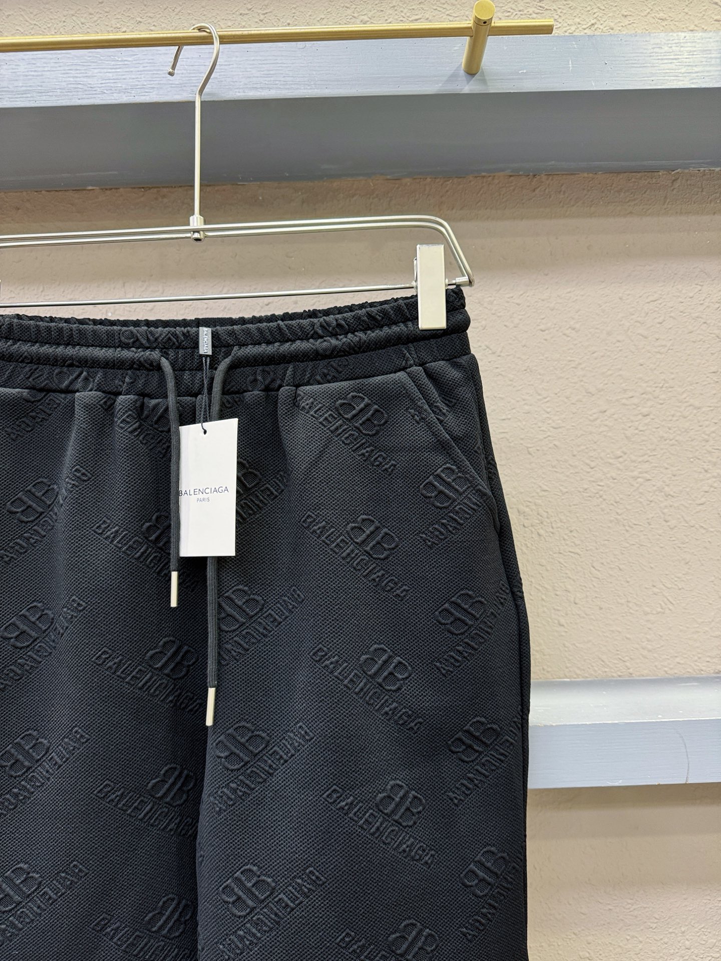  Balenciaga巴黎世家 爆款短裤2025ss新款男士休闲短裤，高端版本！专柜定制面料 透气舒适度
