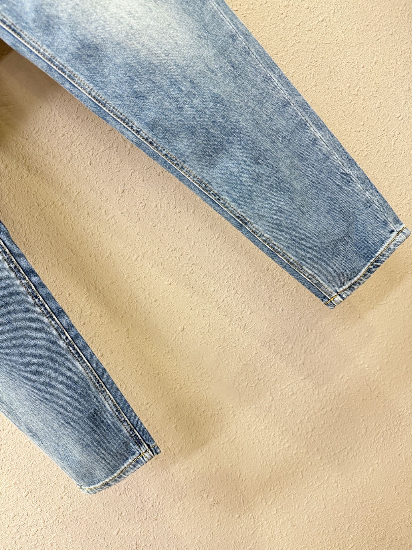 LV  牛仔裤服装,lv 8